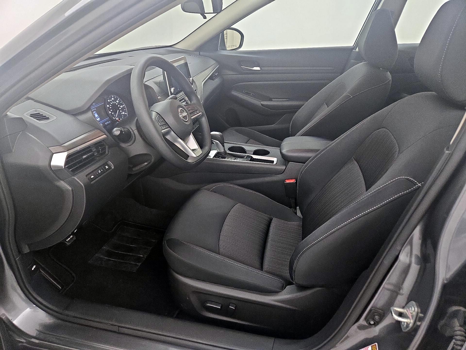 Thumbnail: 2025 Nissan Altima - 11