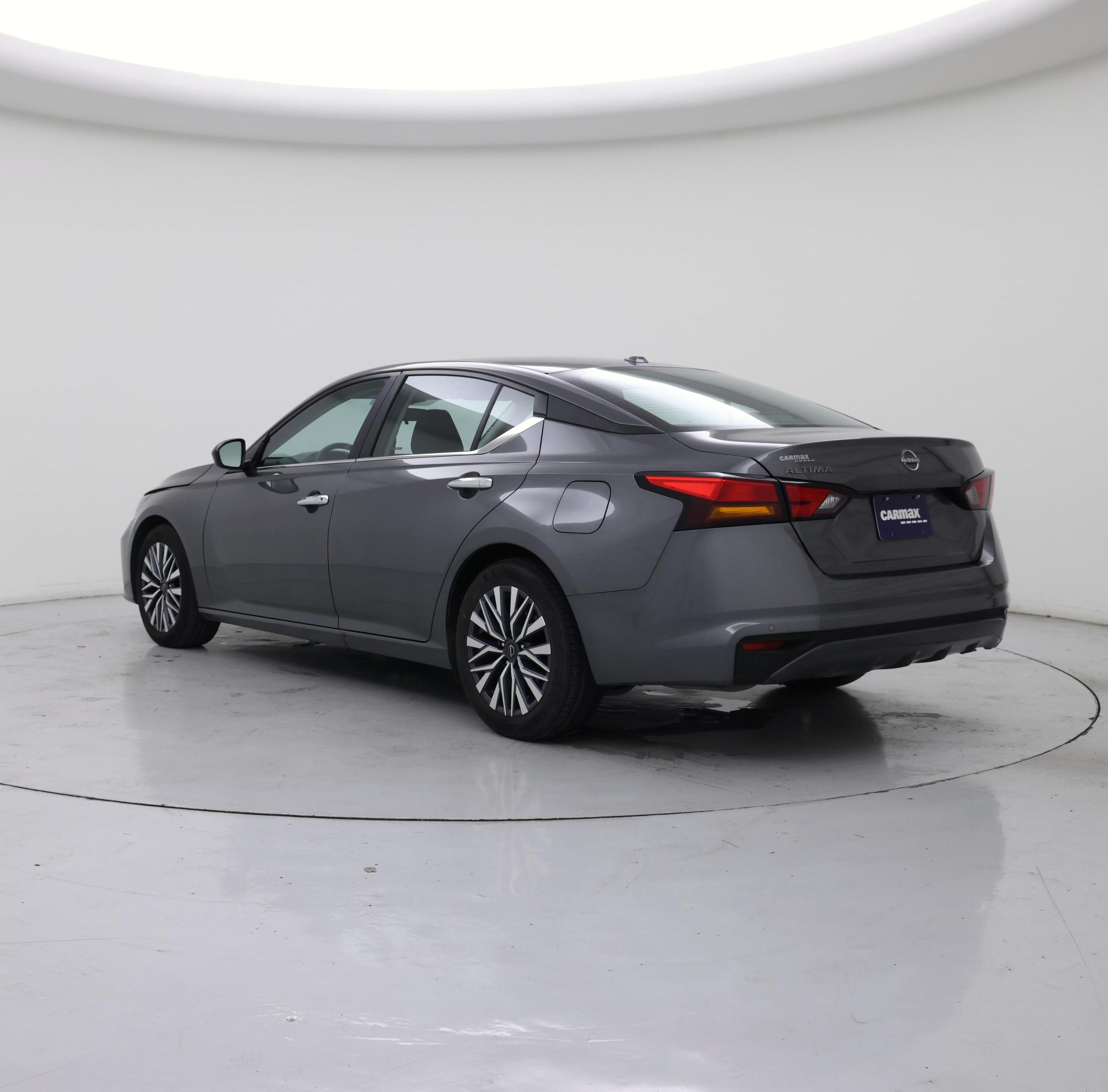 Thumbnail: 2025 Nissan Altima - 2