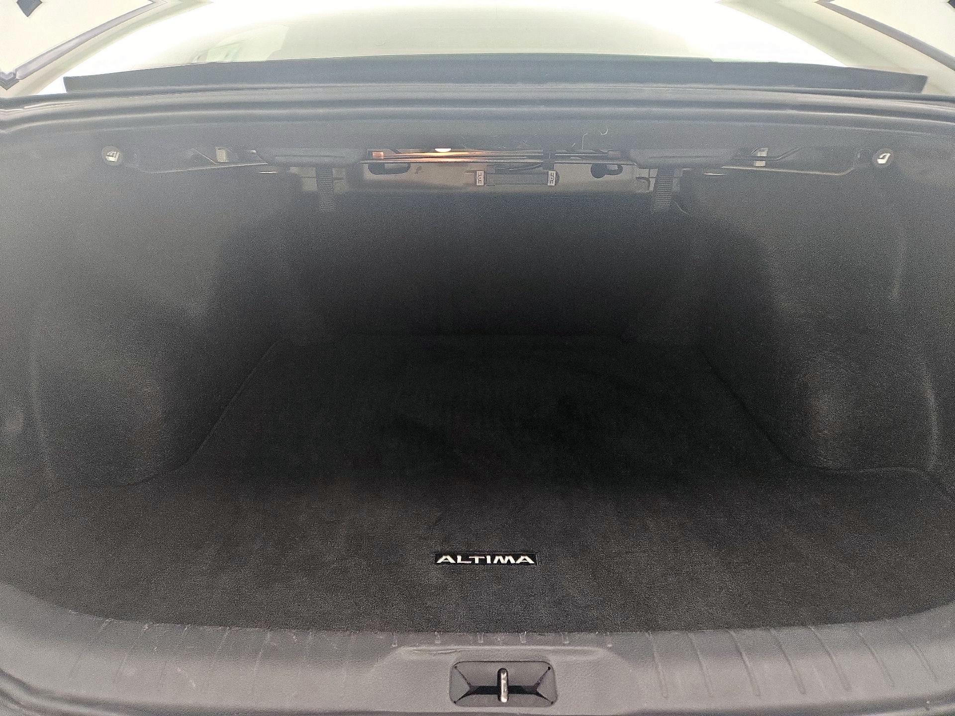 Thumbnail: 2025 Nissan Altima - 20