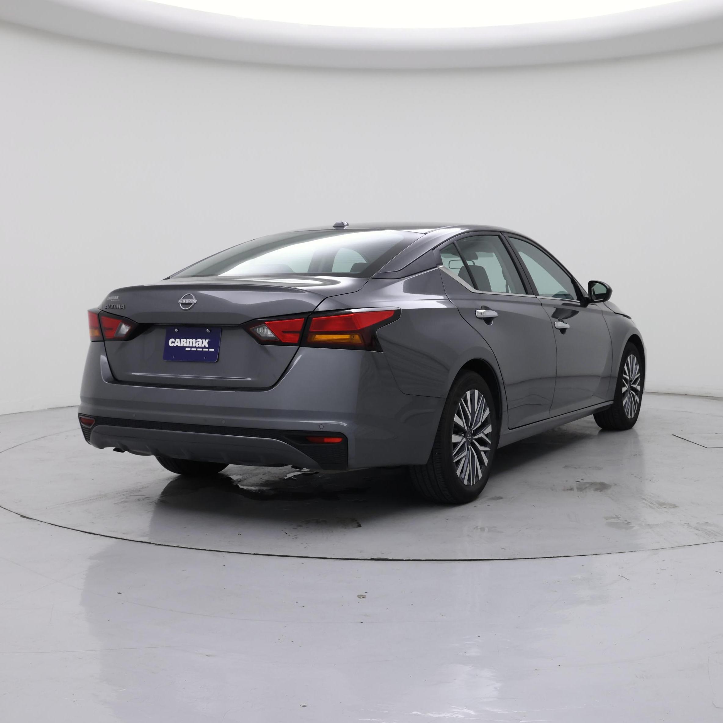 Thumbnail: 2025 Nissan Altima - 8