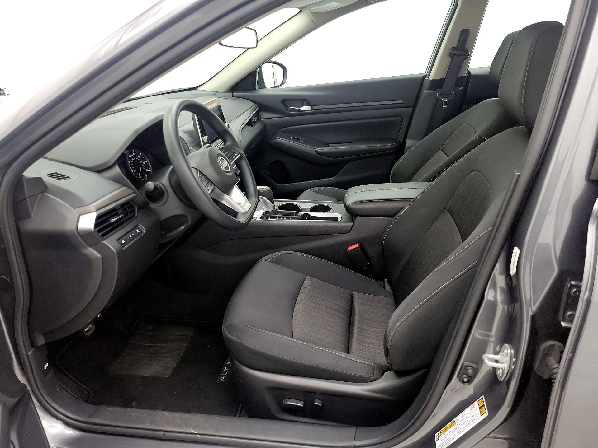 Thumbnail: 2025 Nissan Altima - 11