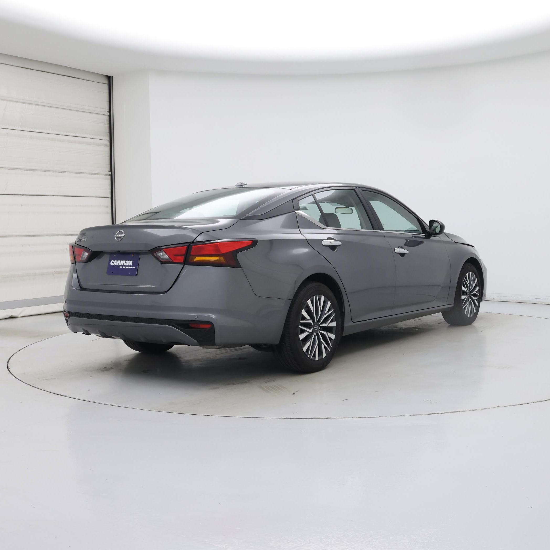 Thumbnail: 2025 Nissan Altima - 8