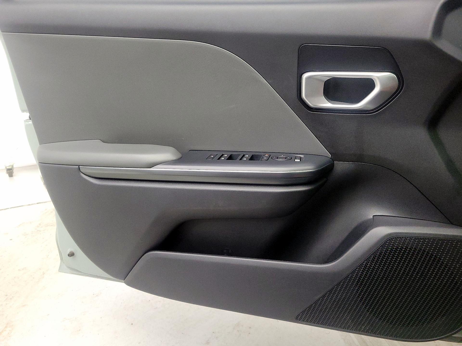 Thumbnail: 2025 Kia K4 - 12