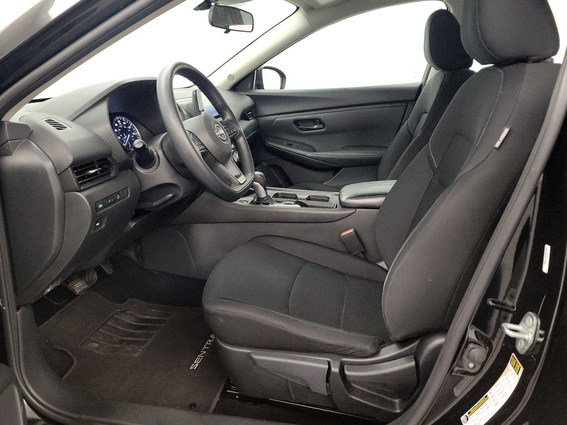 Thumbnail: 2025 Nissan Sentra - 11