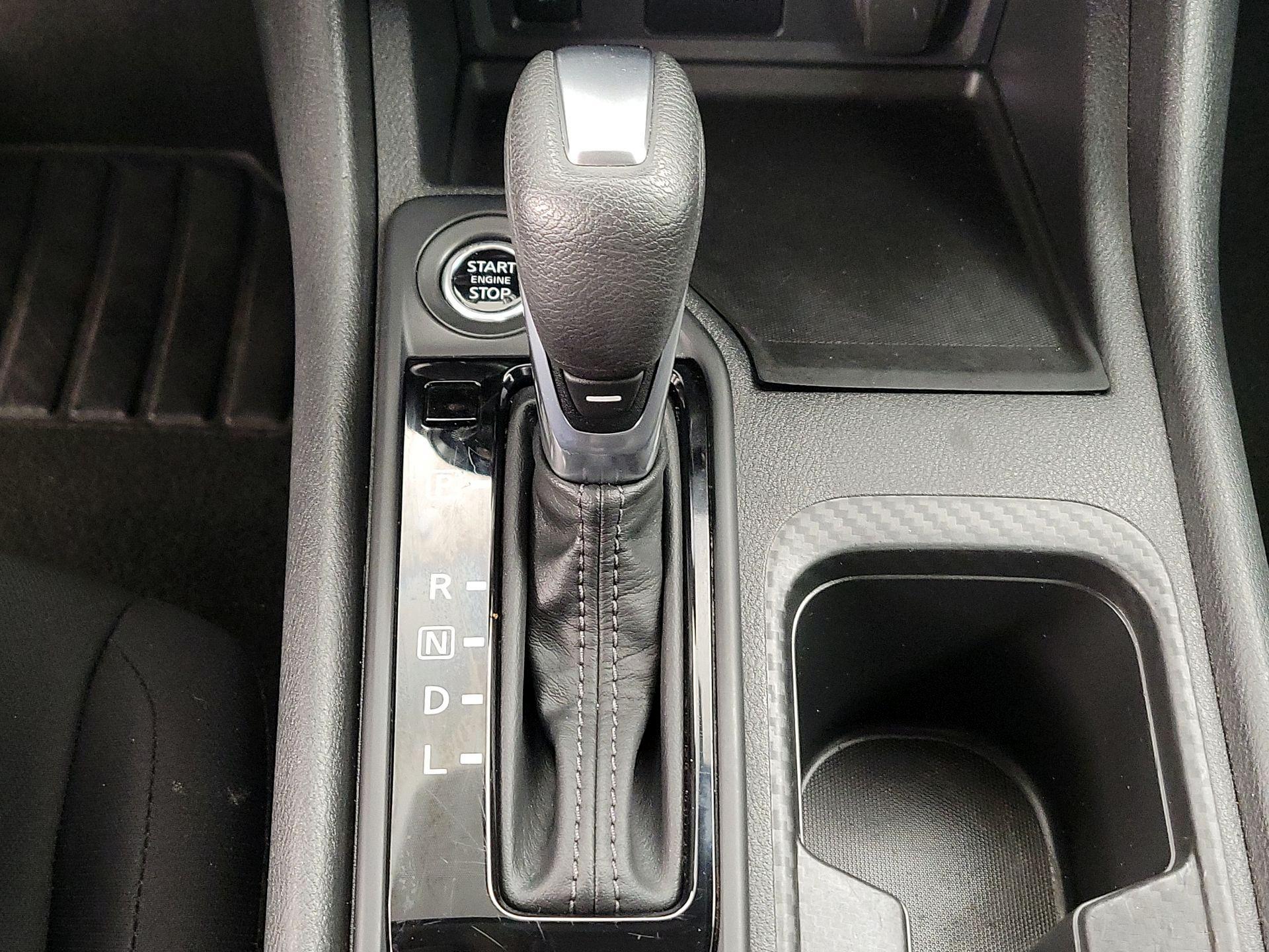 Thumbnail: 2025 Nissan Sentra - 17