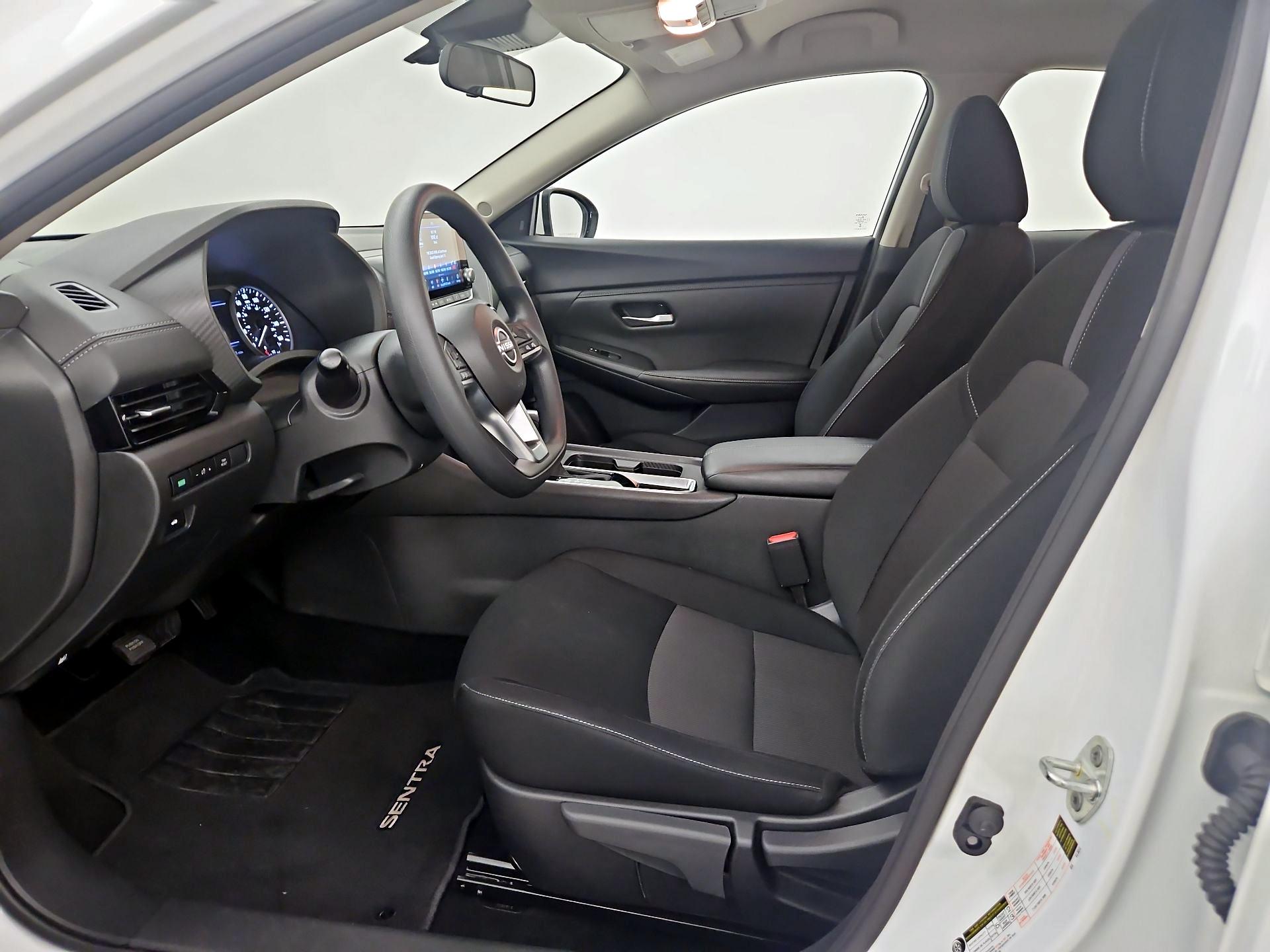 Thumbnail: 2025 Nissan Sentra - 11