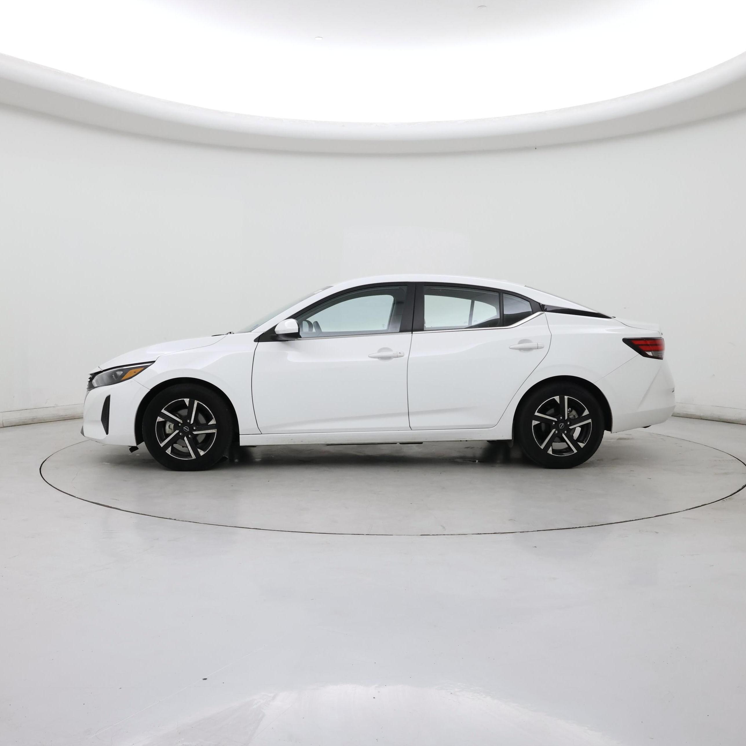 Thumbnail: 2025 Nissan Sentra - 3