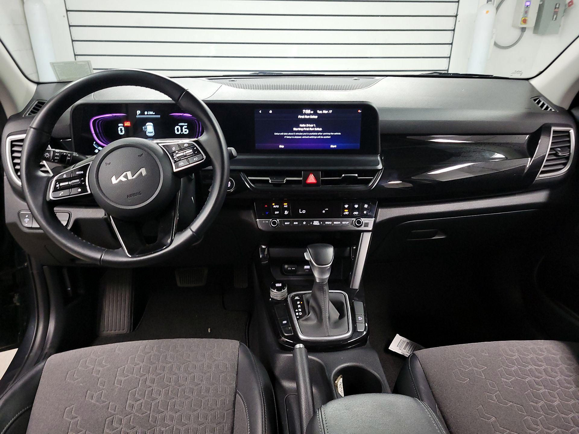 Thumbnail: 2025 Kia Seltos - 9