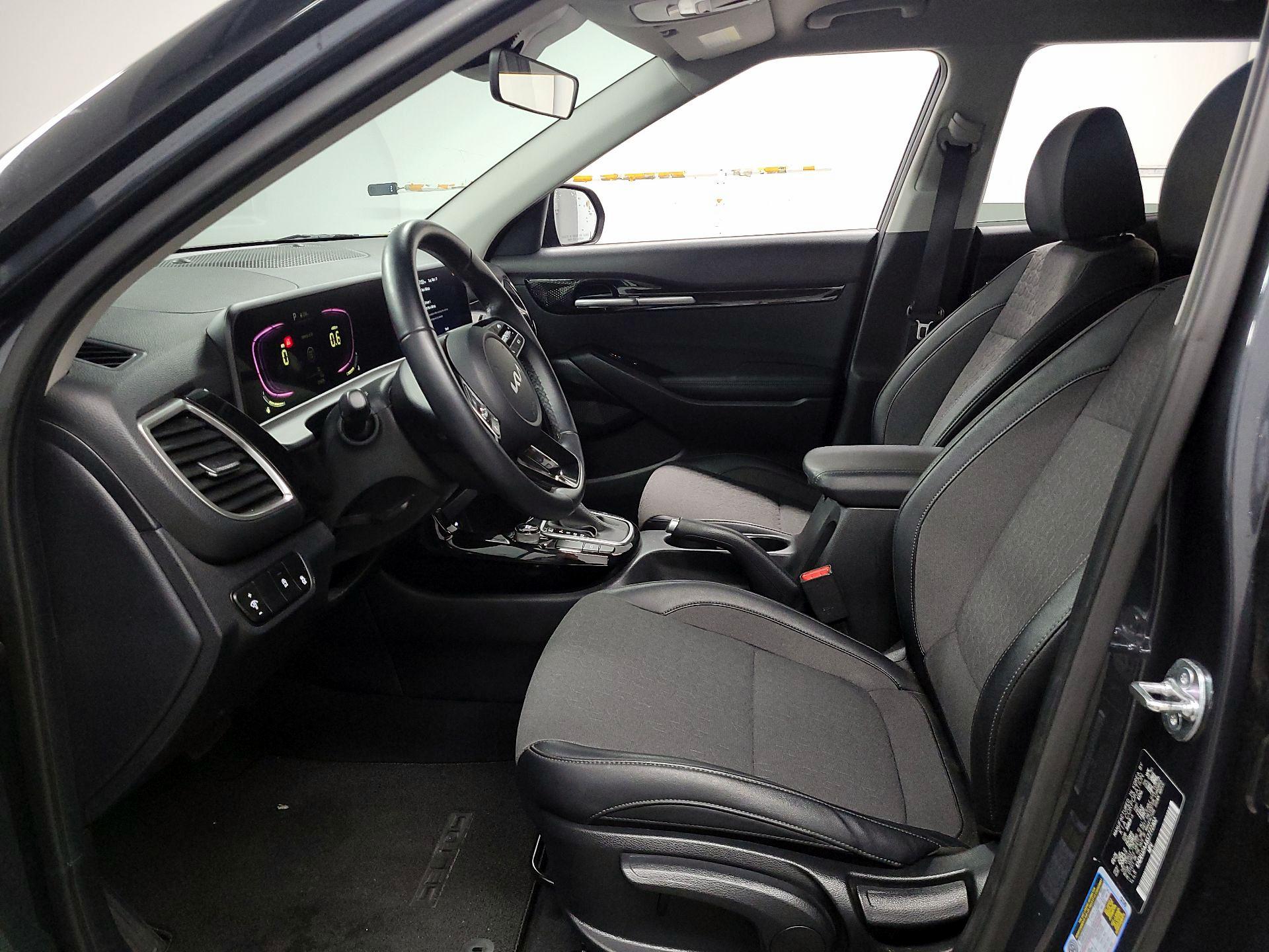 Thumbnail: 2025 Kia Seltos - 11