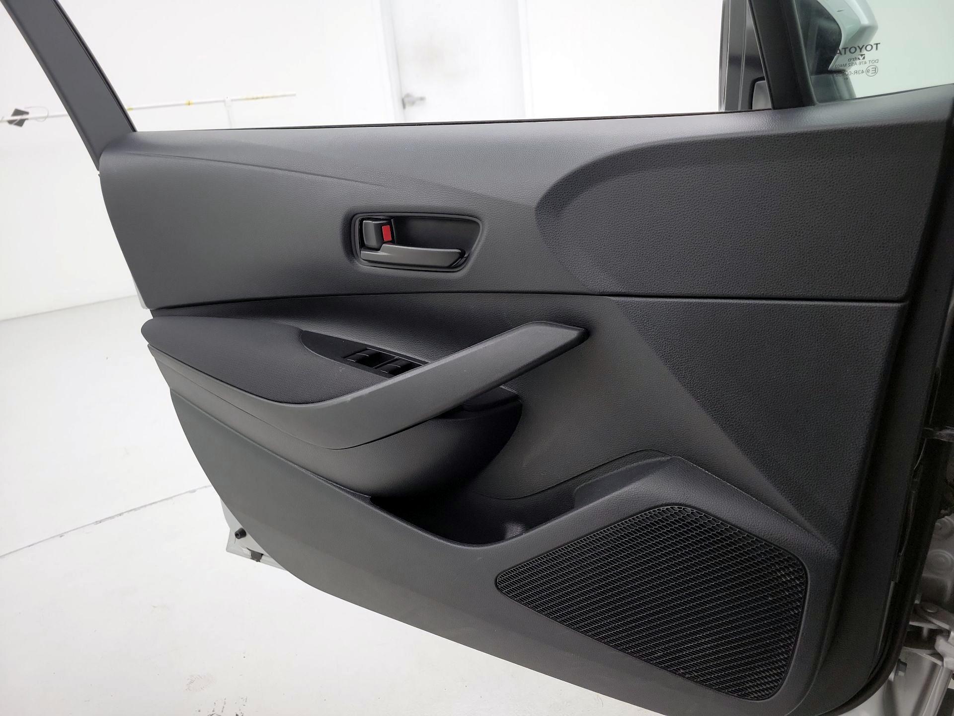 Thumbnail: 2025 Toyota Corolla - 12