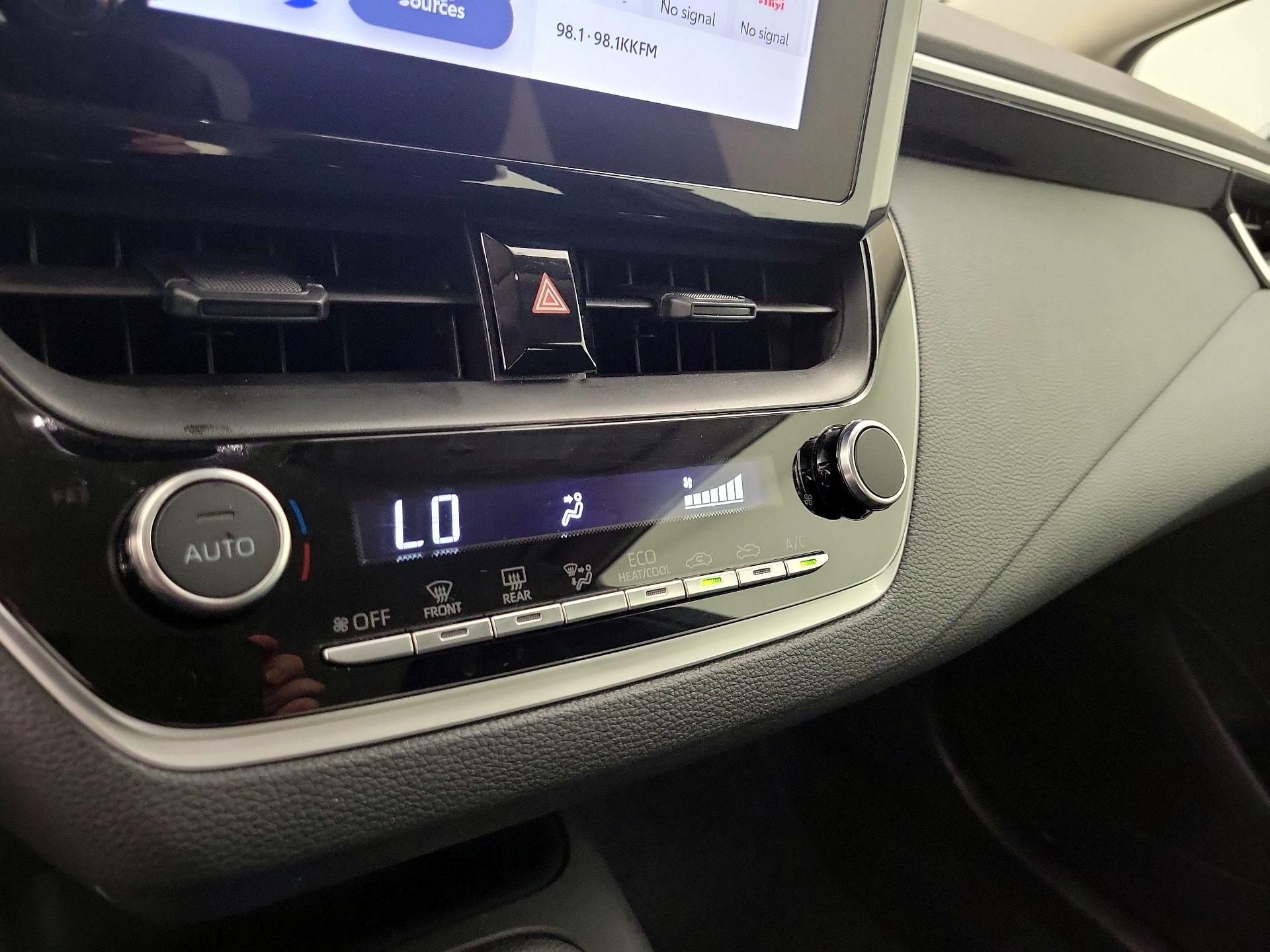 Thumbnail: 2025 Toyota Corolla - 16