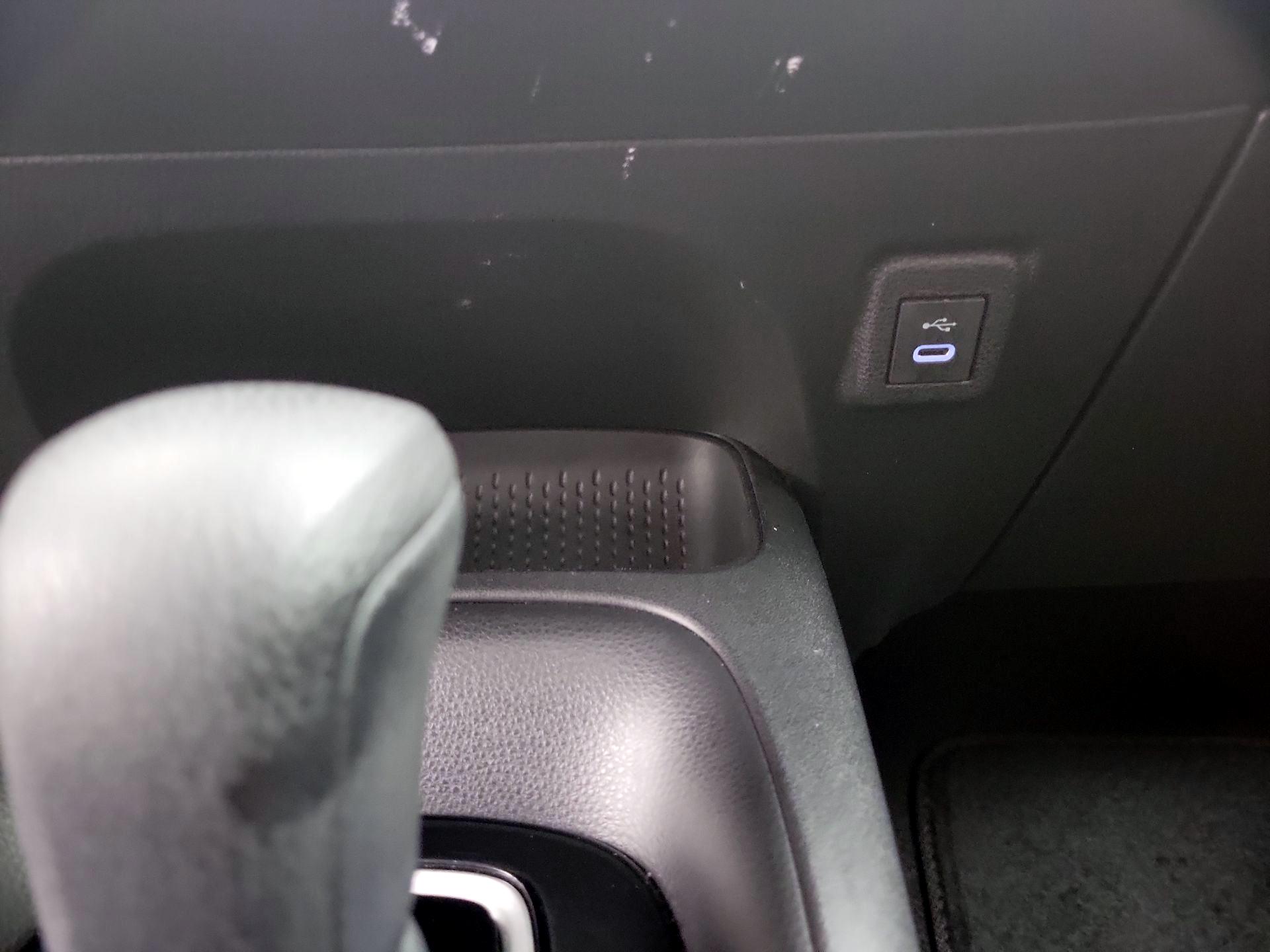 Thumbnail: 2025 Toyota Corolla - 18