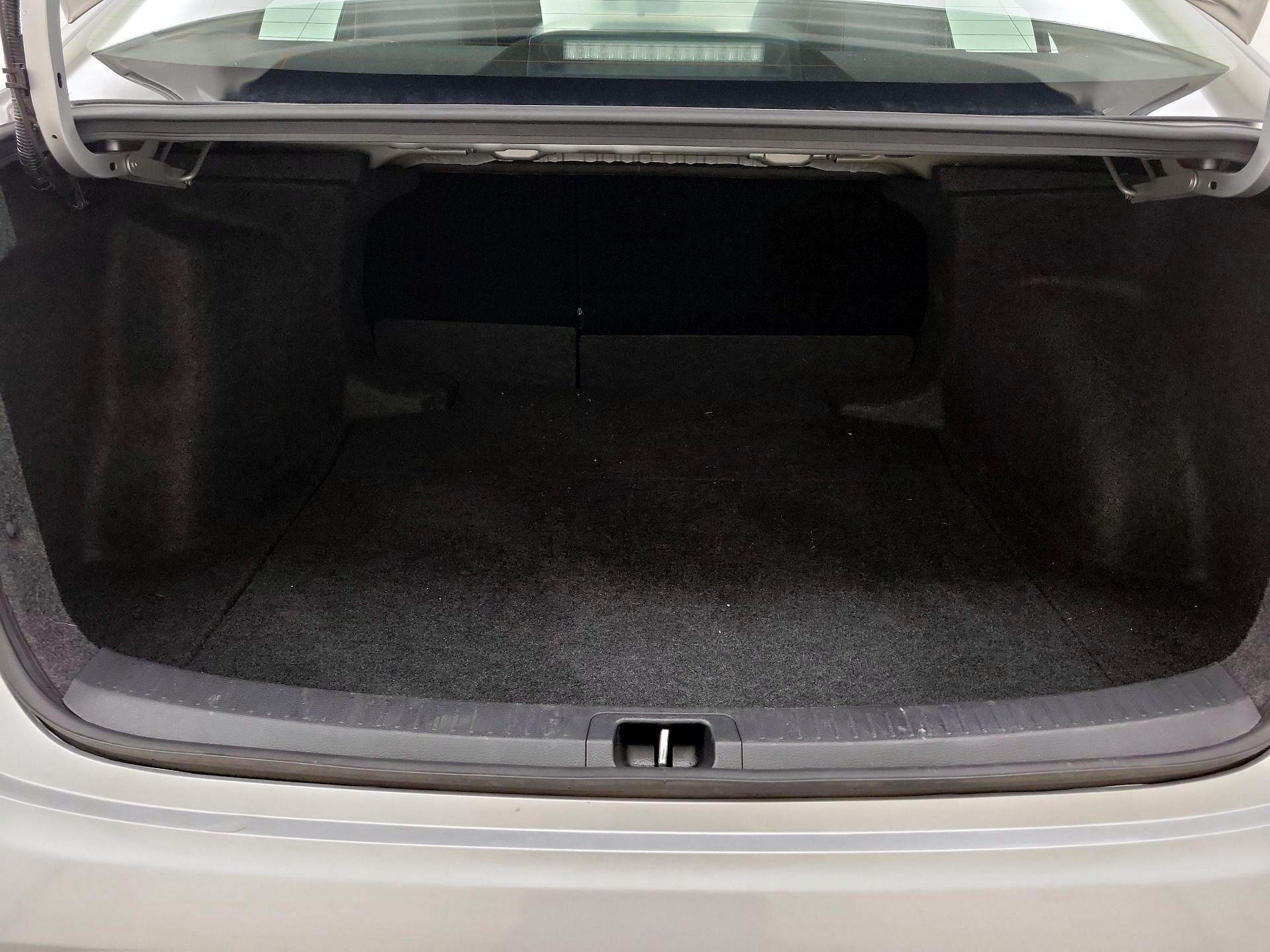 Thumbnail: 2025 Toyota Corolla - 20