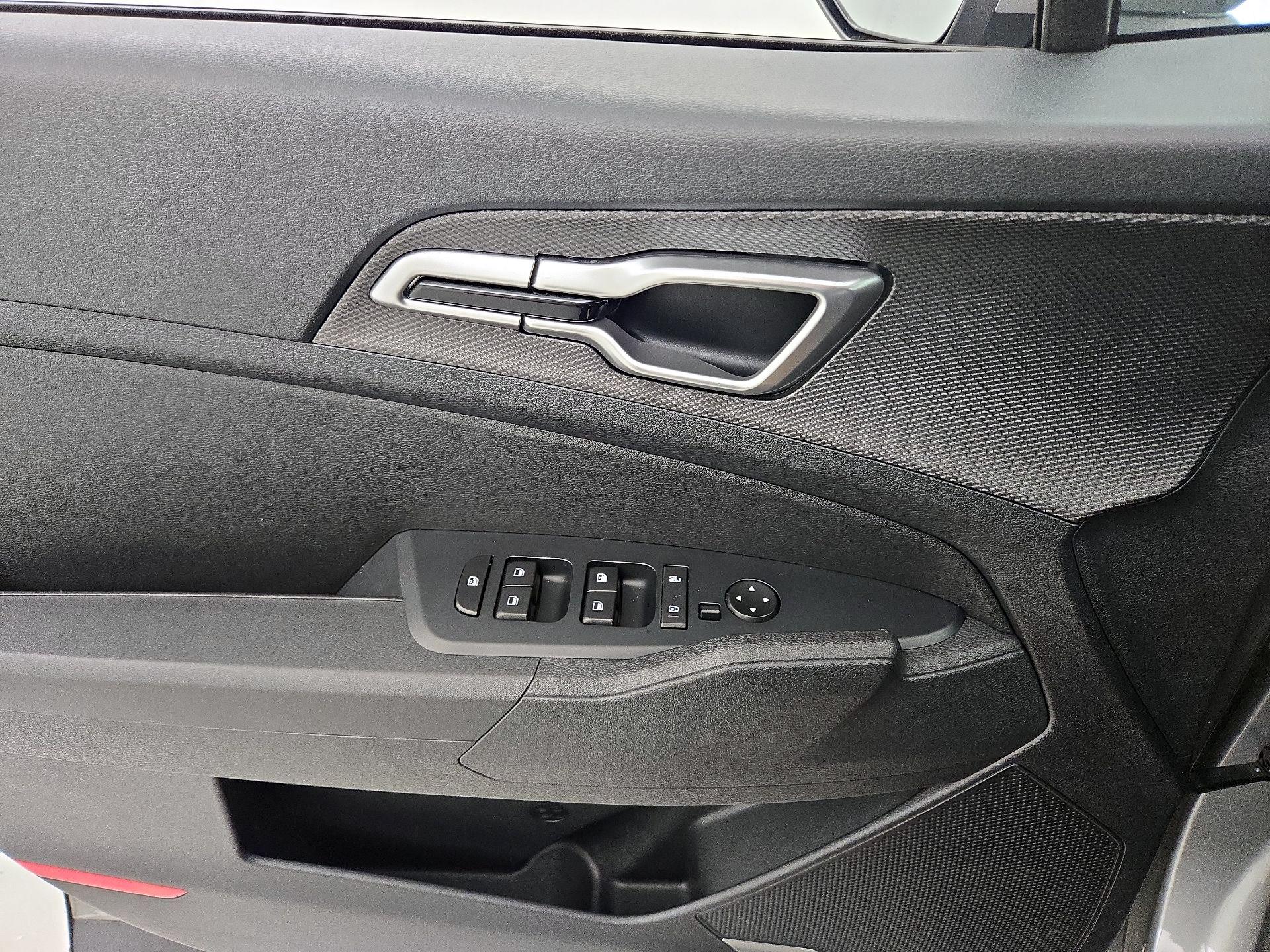 Thumbnail: 2025 Kia Sportage - 12