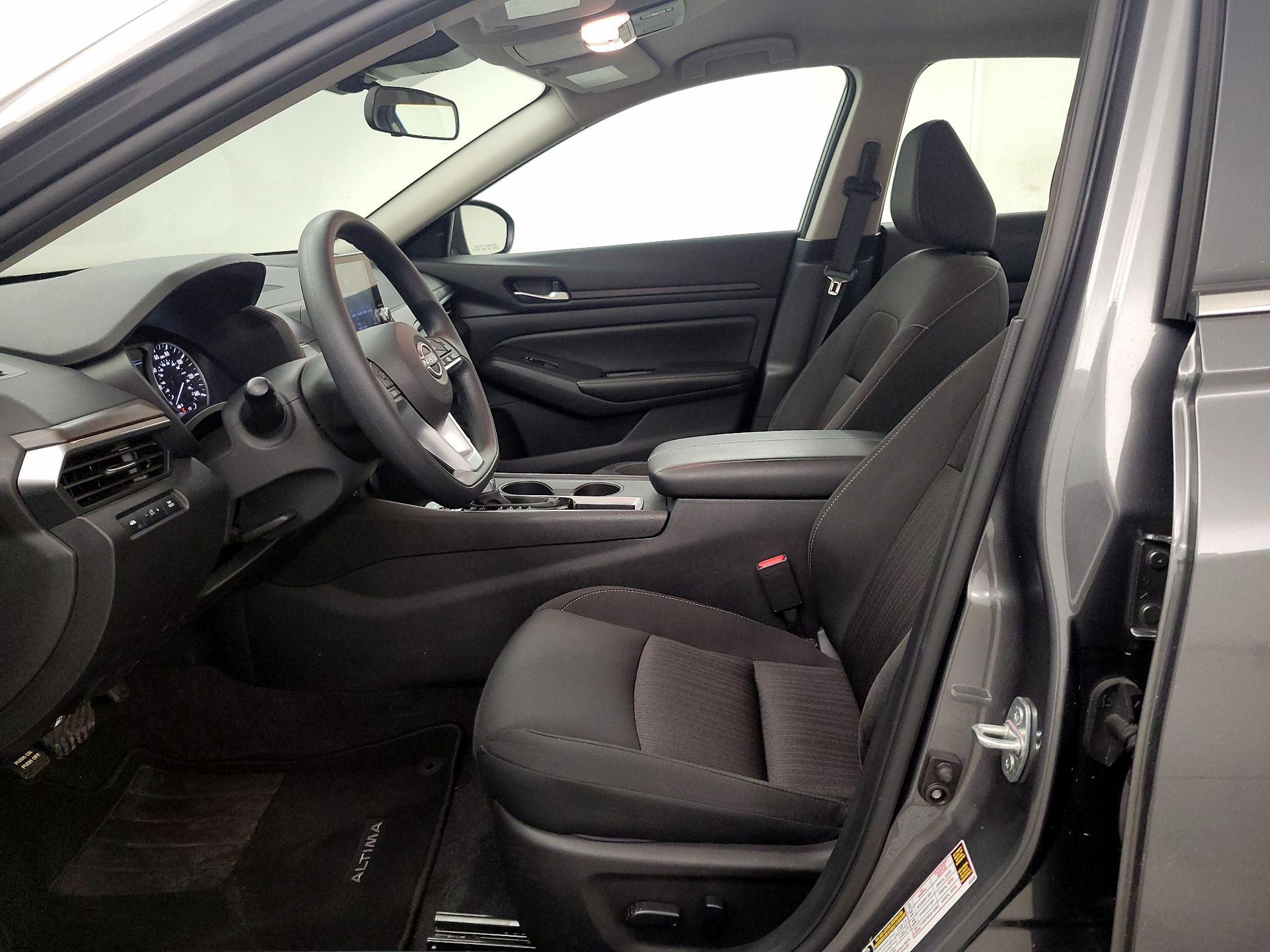 Thumbnail: 2025 Nissan Altima - 11