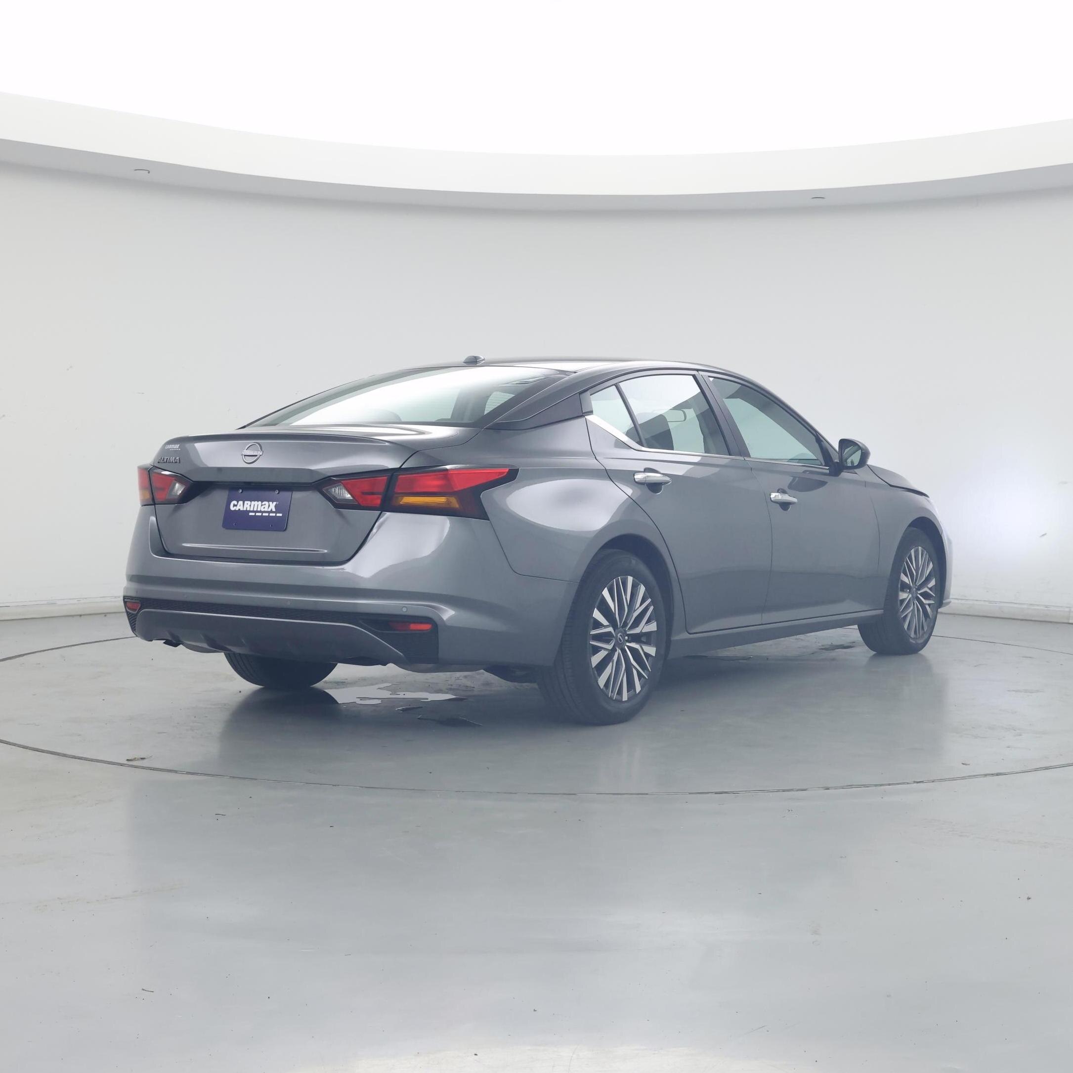 Thumbnail: 2025 Nissan Altima - 8