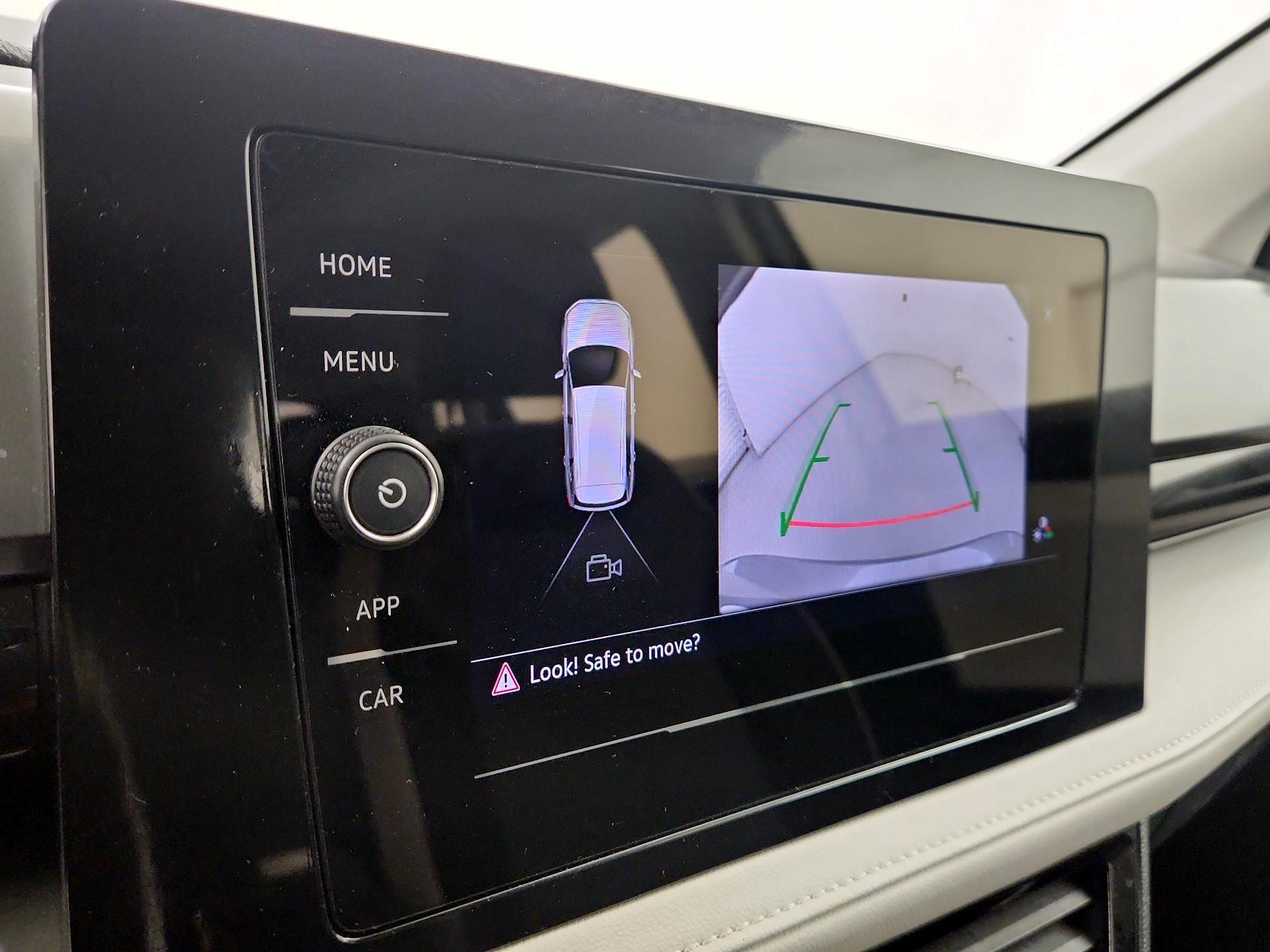 Thumbnail: 2025 Volkswagen Taos - 14