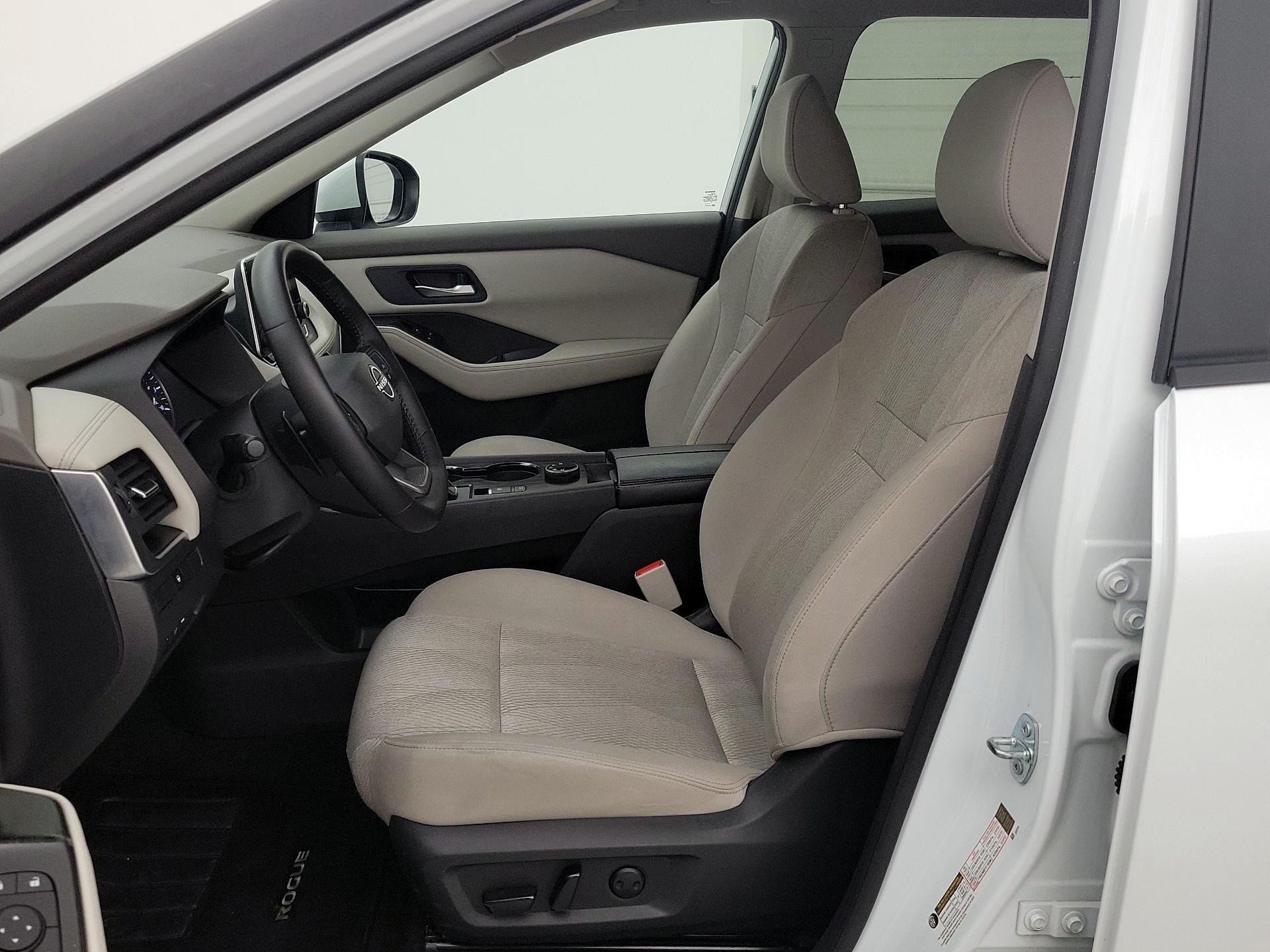 Thumbnail: 2025 Nissan Rogue - 11