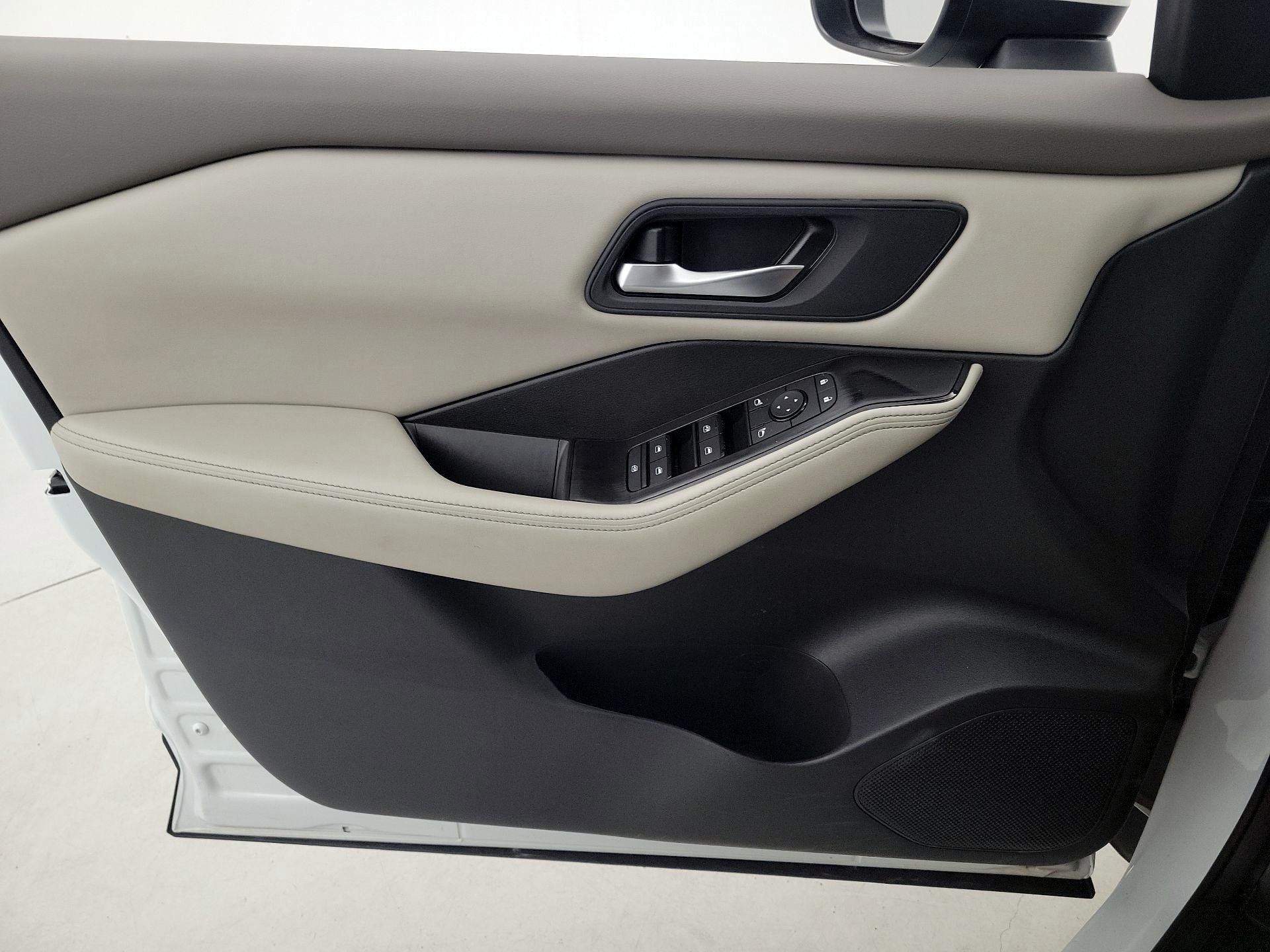 Thumbnail: 2025 Nissan Rogue - 12