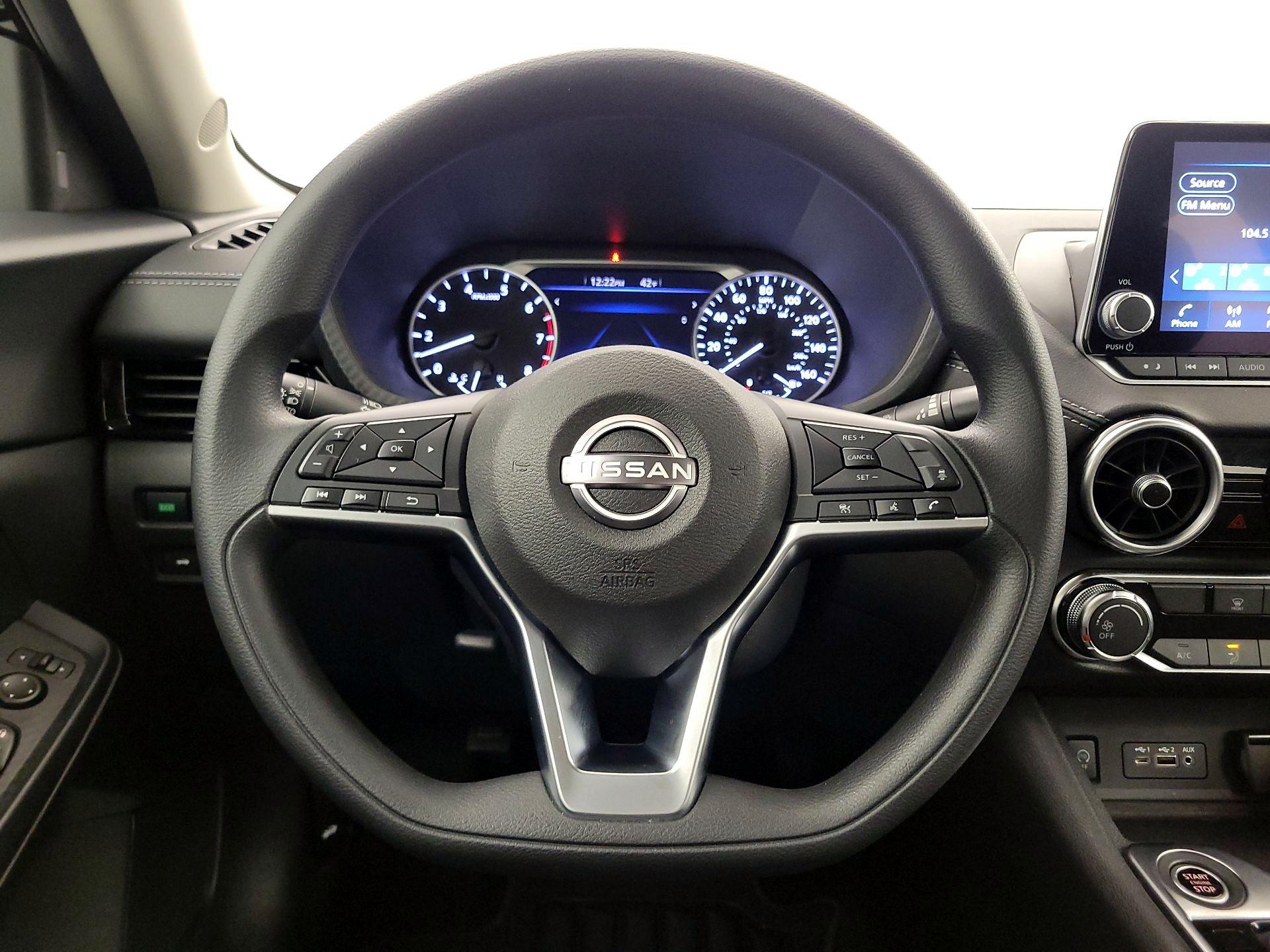 Thumbnail: 2025 Nissan Sentra - 10