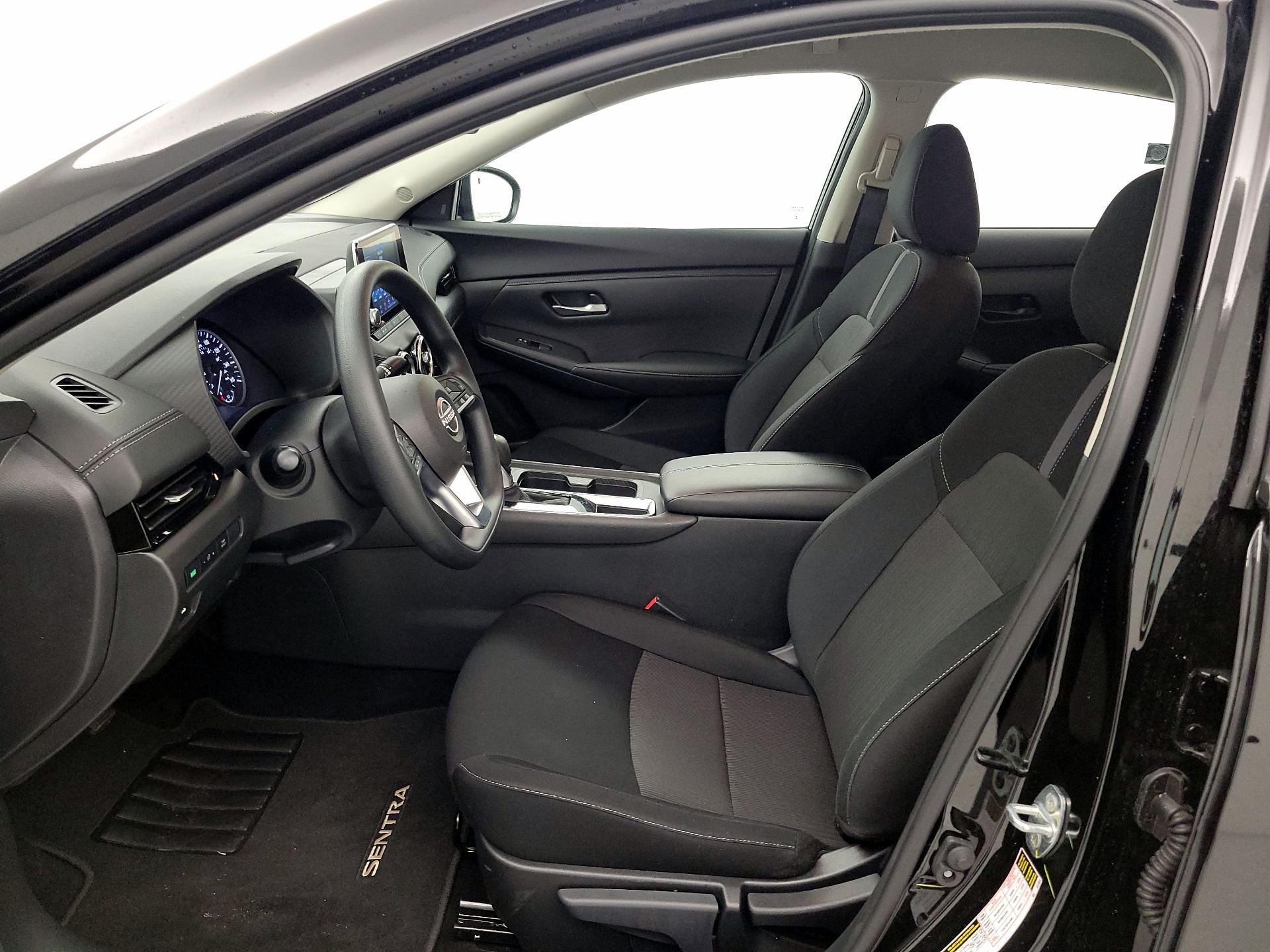 Thumbnail: 2025 Nissan Sentra - 11