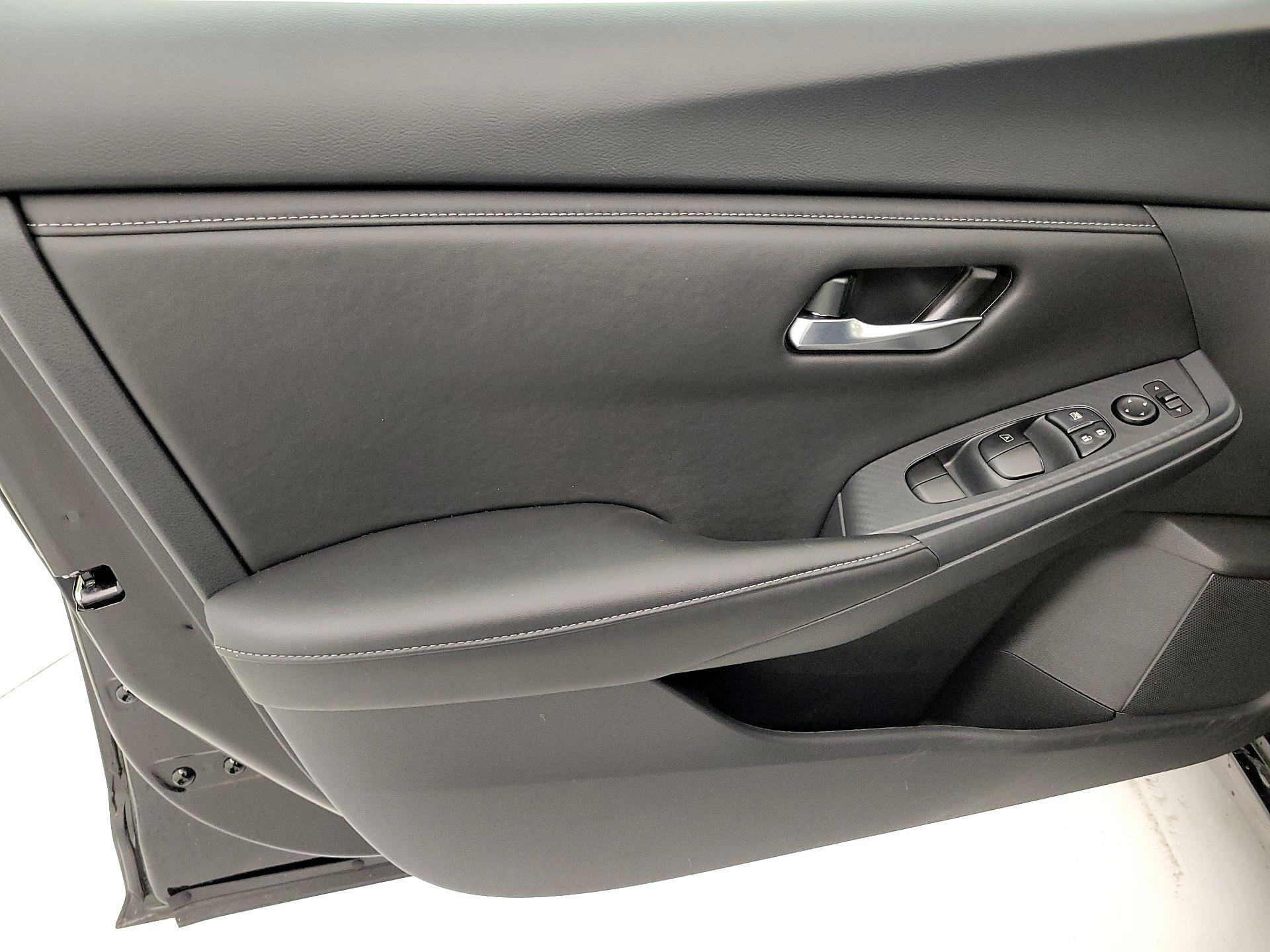 Thumbnail: 2025 Nissan Sentra - 12