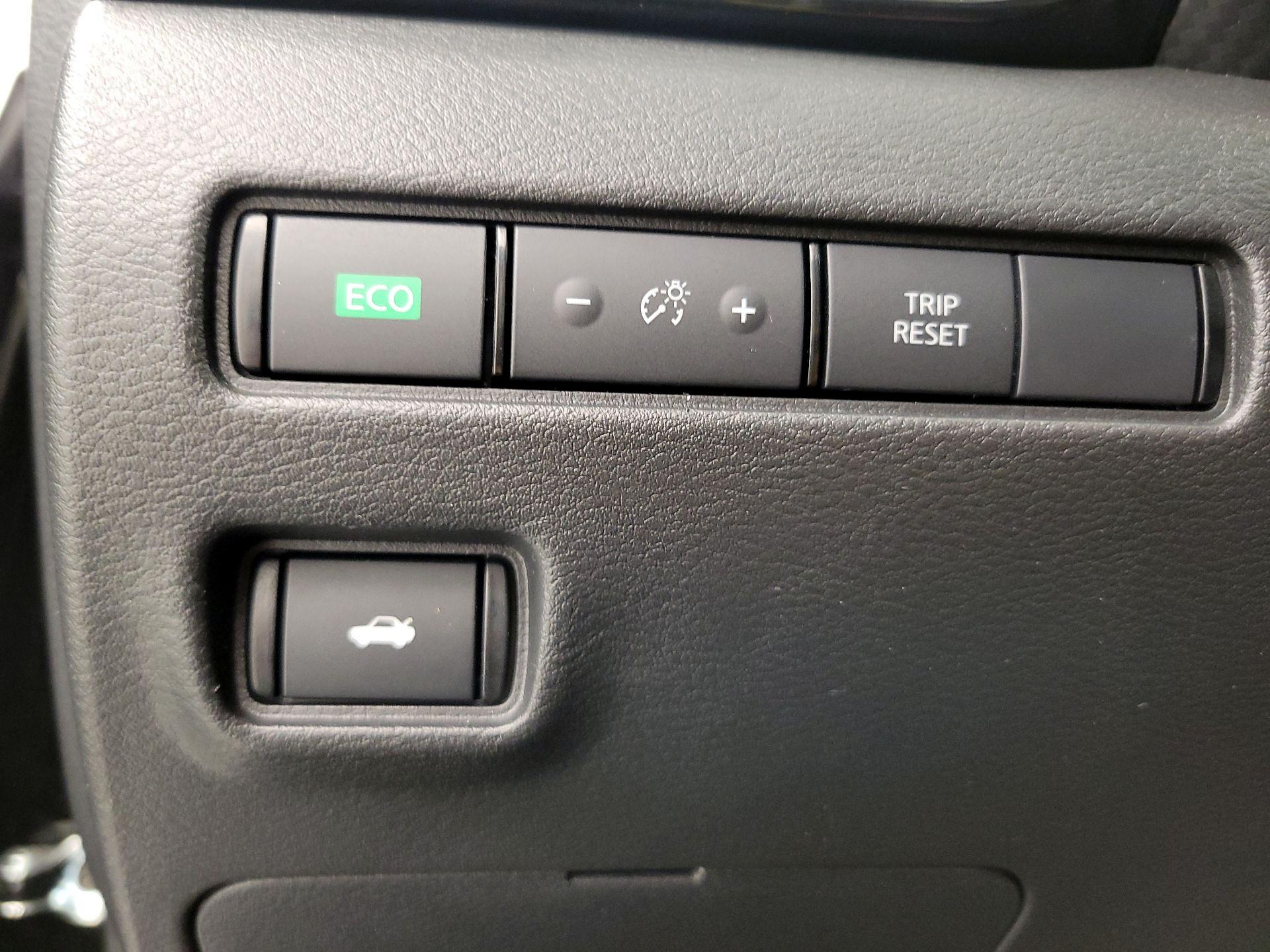 Thumbnail: 2025 Nissan Sentra - 13