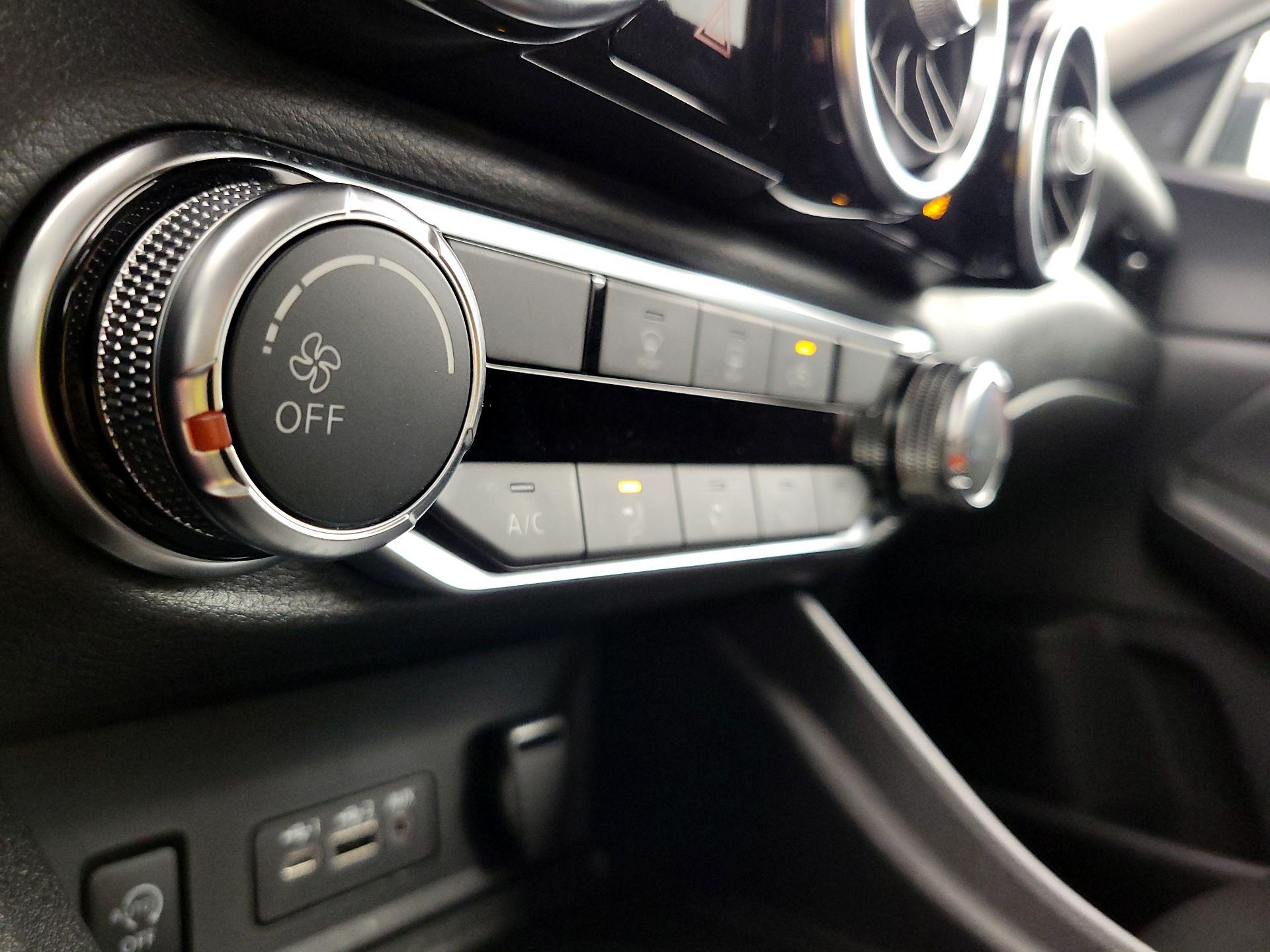 Thumbnail: 2025 Nissan Sentra - 16