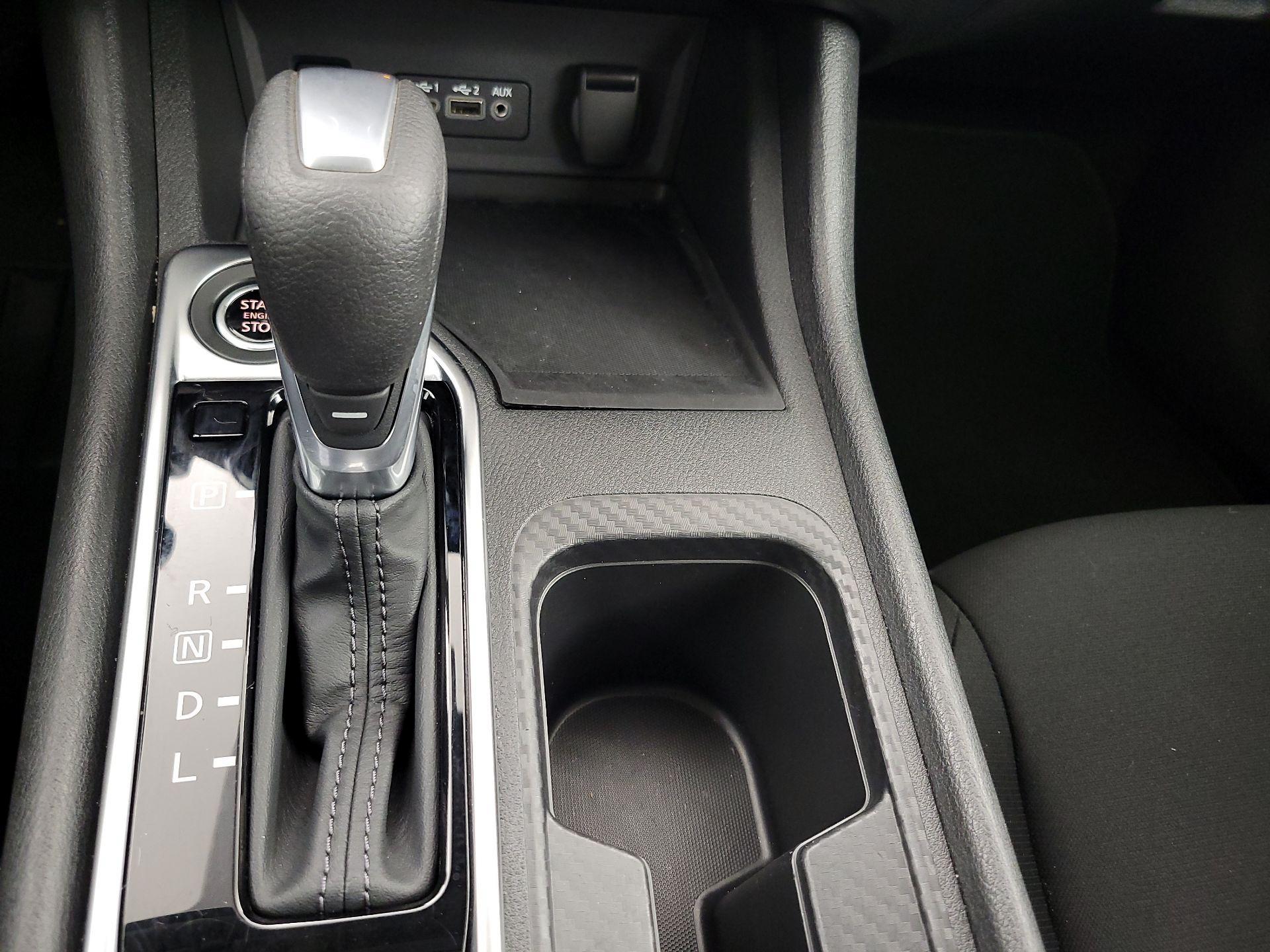 Thumbnail: 2025 Nissan Sentra - 17