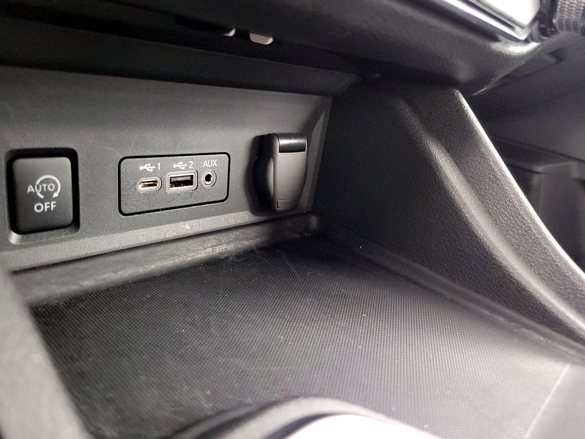 Thumbnail: 2025 Nissan Sentra - 18