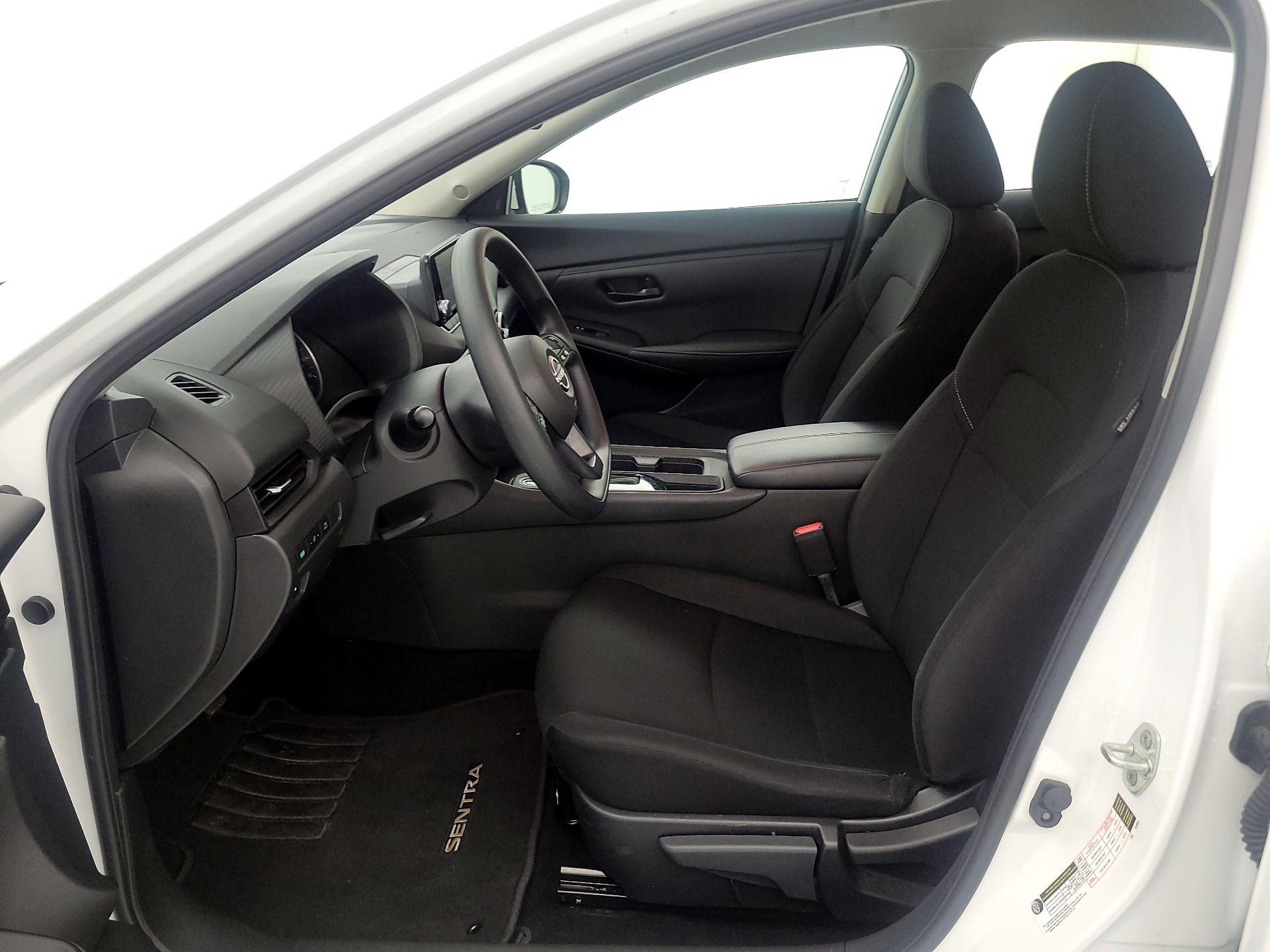 Thumbnail: 2025 Nissan Sentra - 11