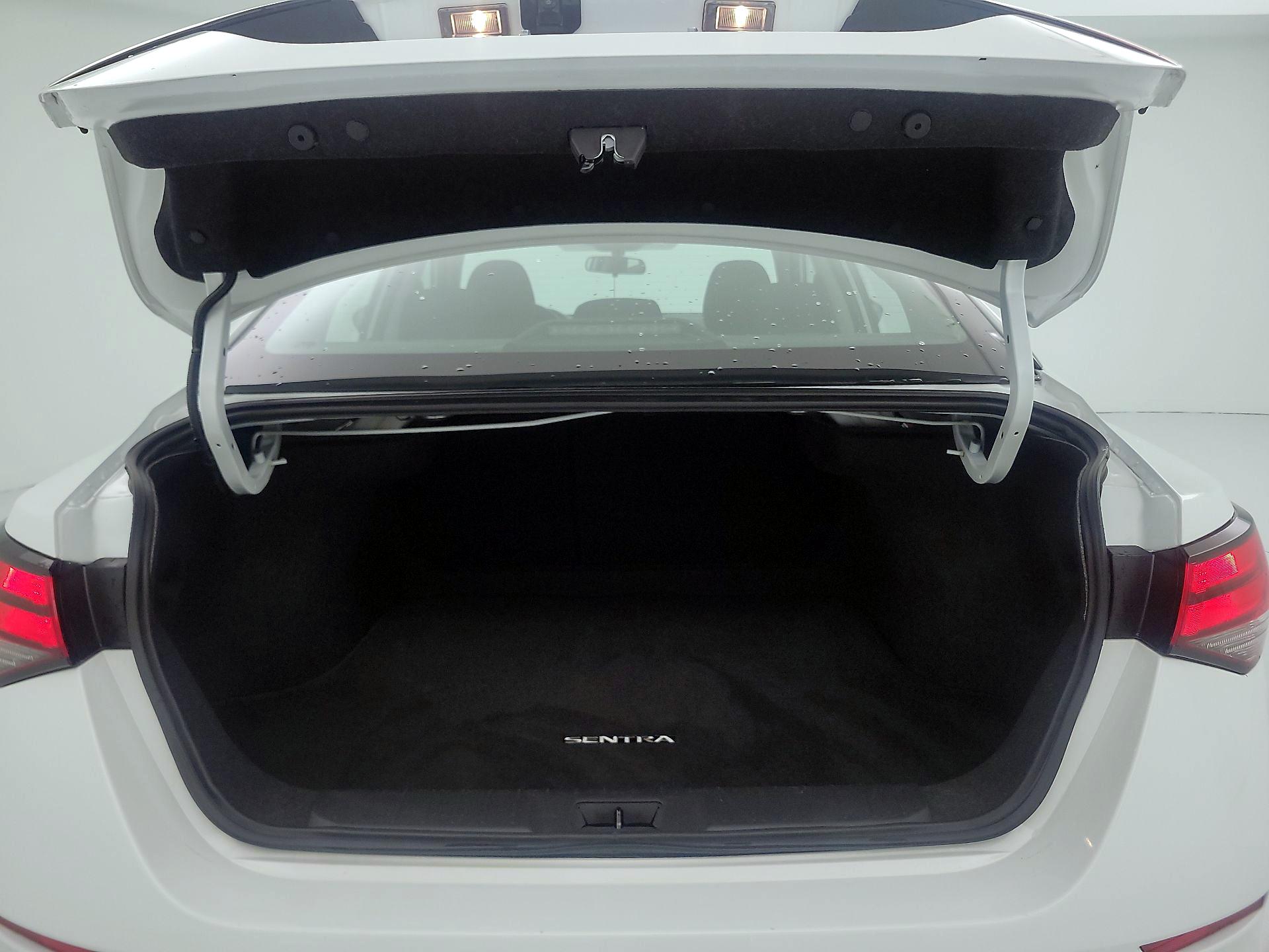 Thumbnail: 2025 Nissan Sentra - 20