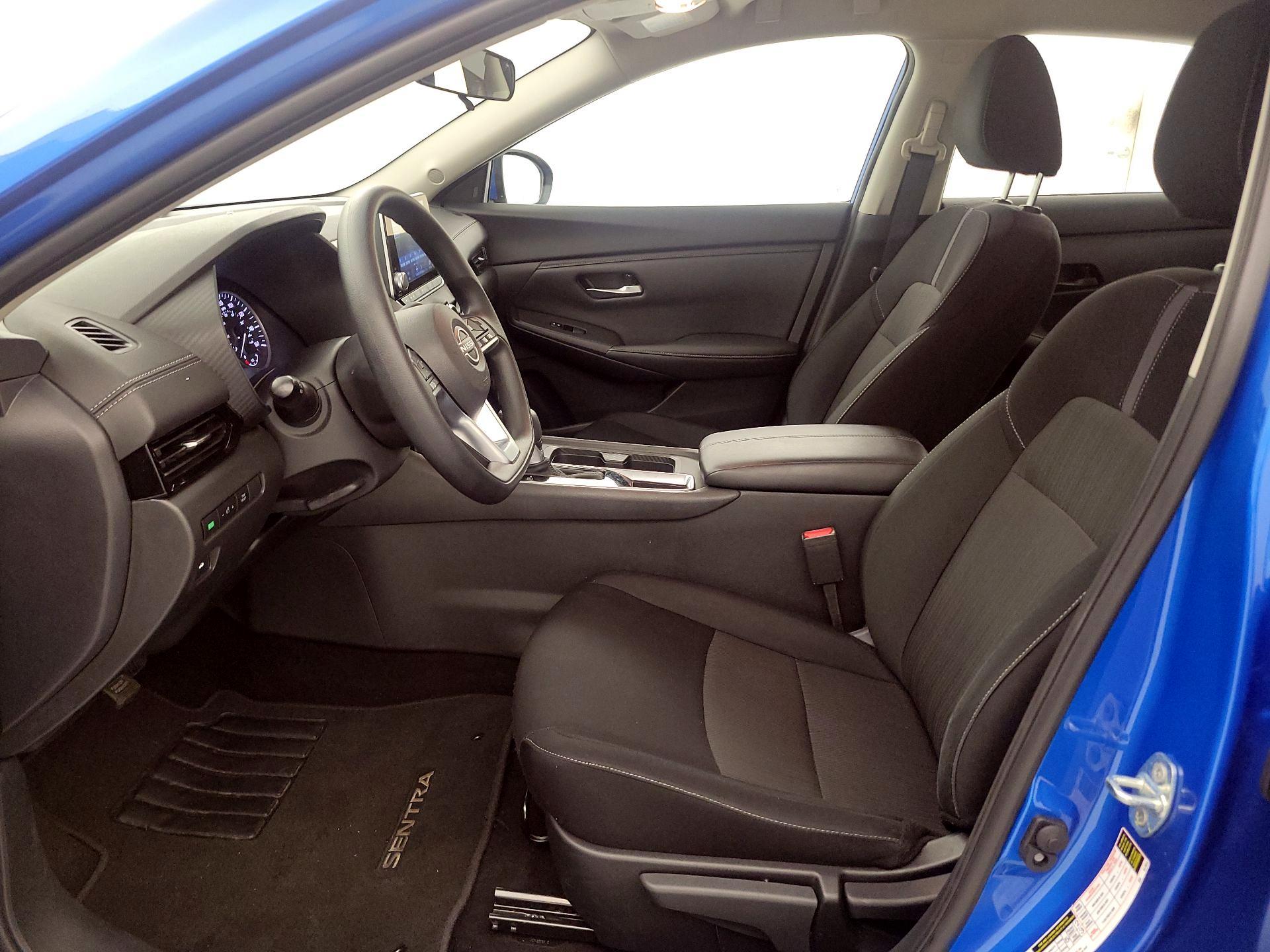 Thumbnail: 2025 Nissan Sentra - 11