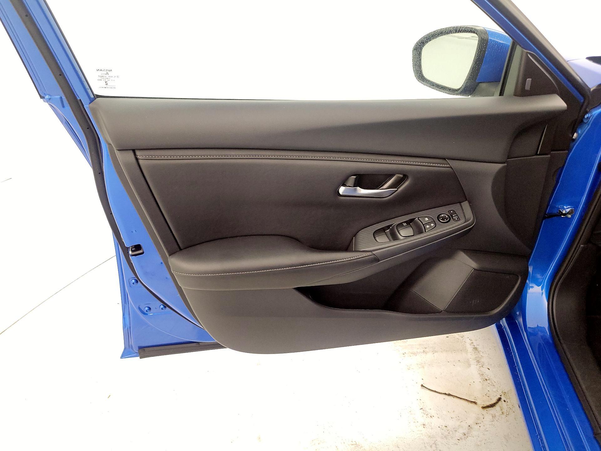 Thumbnail: 2025 Nissan Sentra - 12