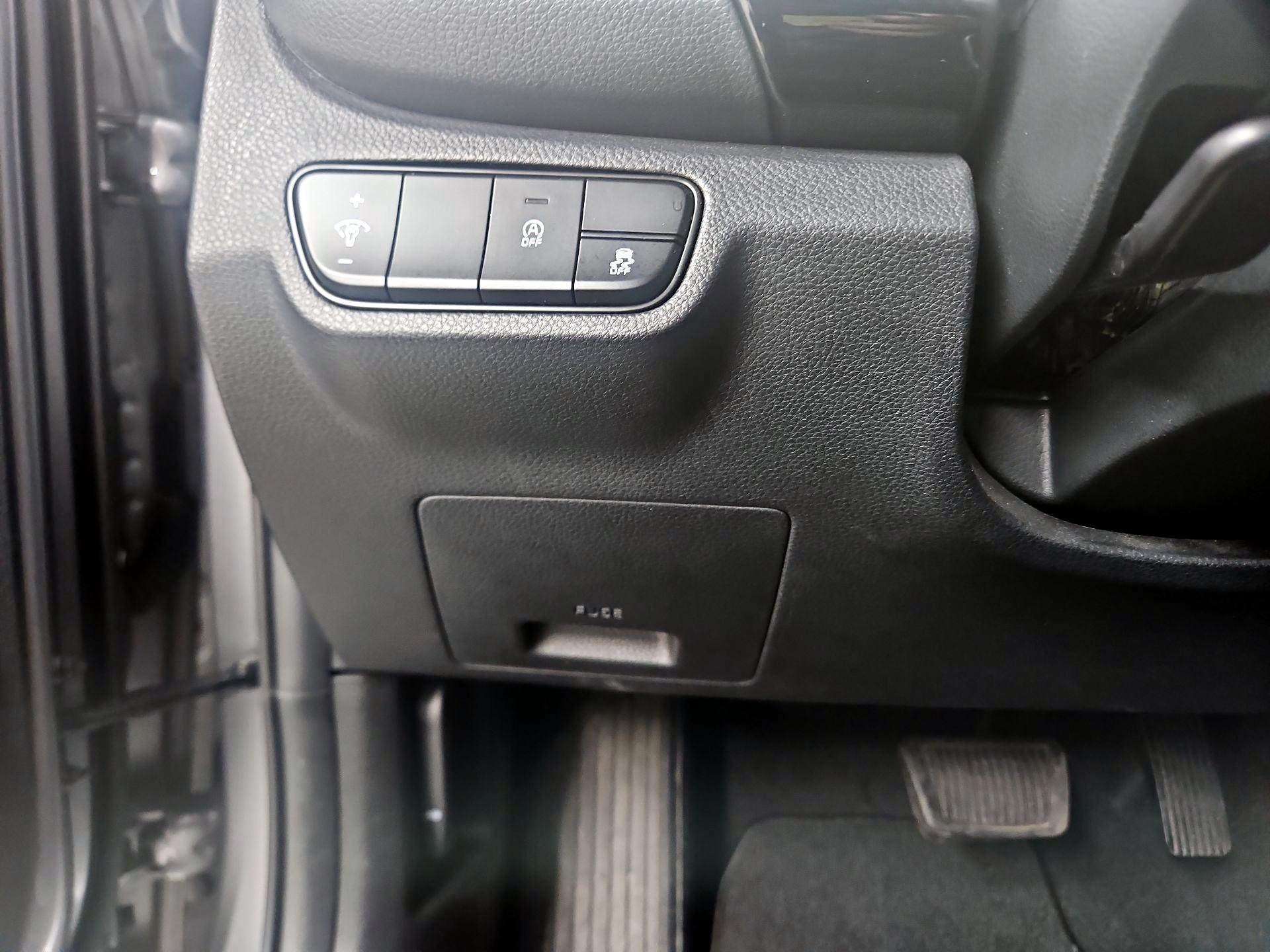 Thumbnail: 2025 Kia Seltos - 13