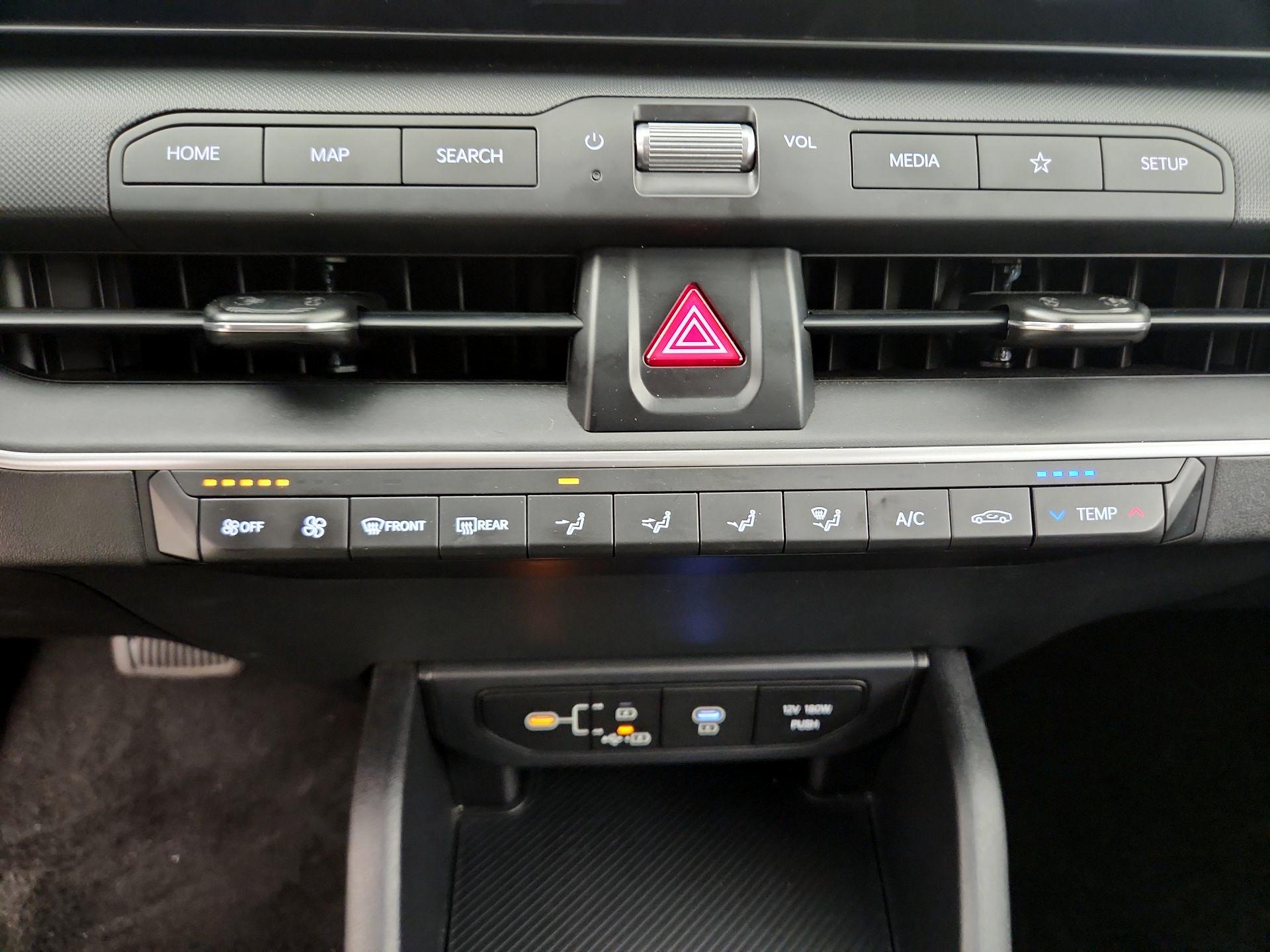 Thumbnail: 2025 Kia K4 - 16