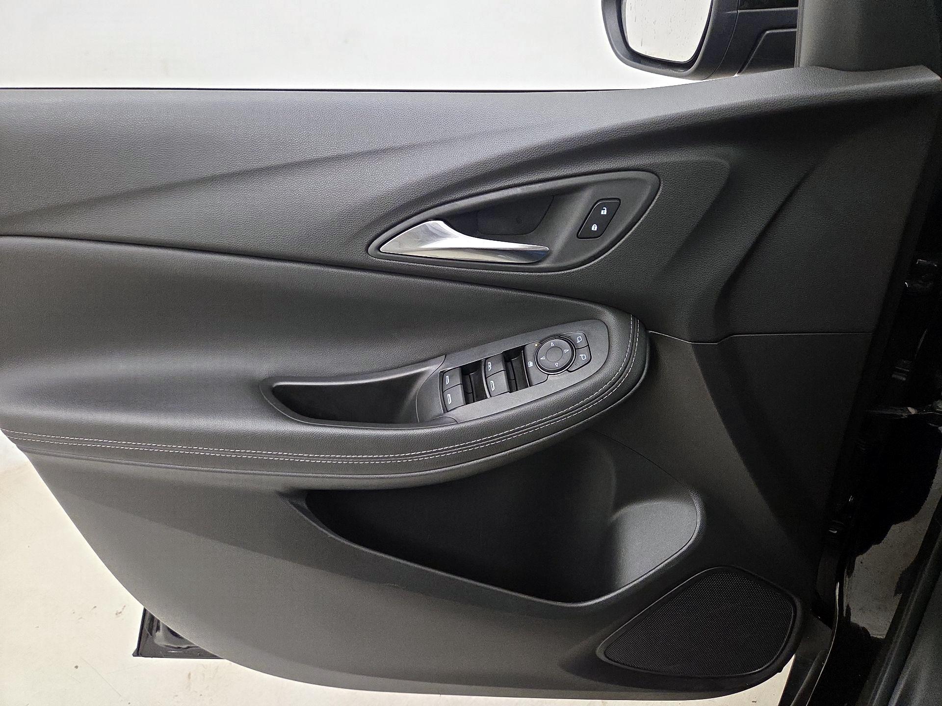 Thumbnail: 2025 Buick Encore GX - 12