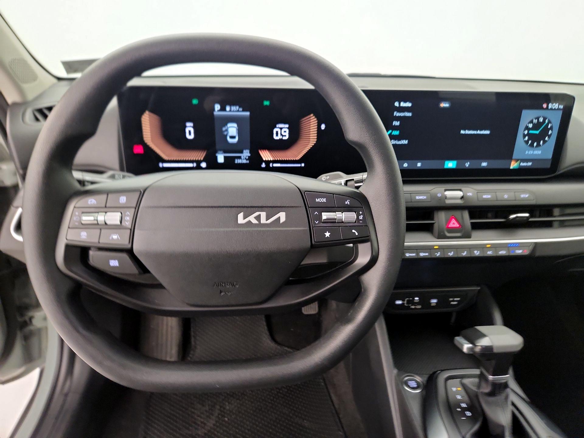 Thumbnail: 2025 Kia K4 - 10