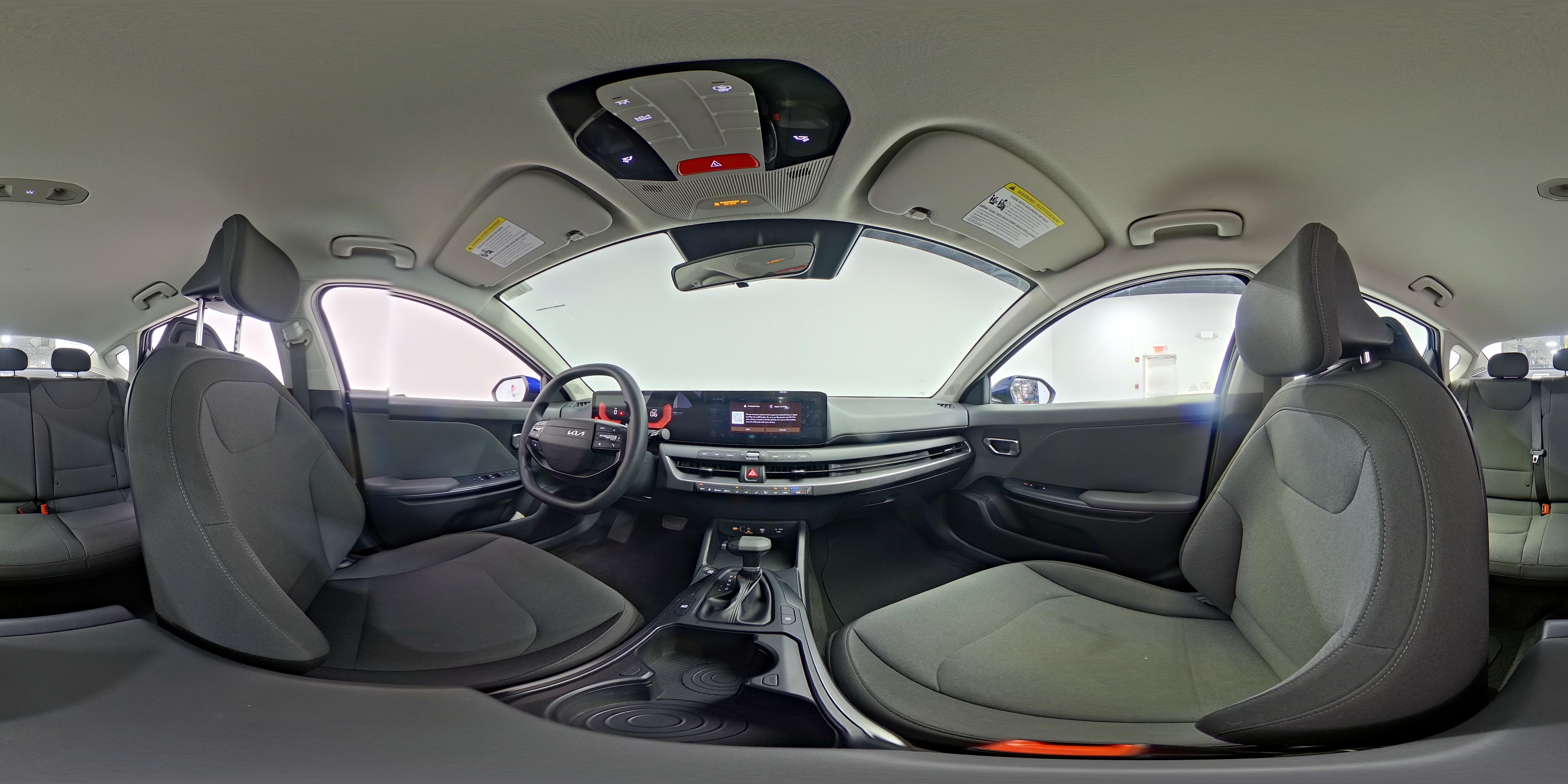 2025 Kia K4 LXS - Photo 24