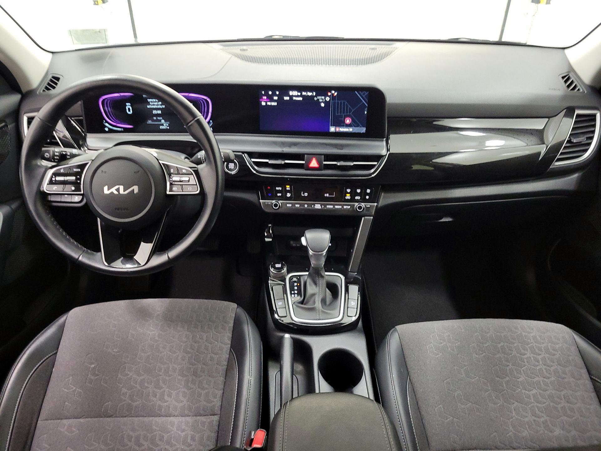 Thumbnail: 2025 Kia Seltos - 9