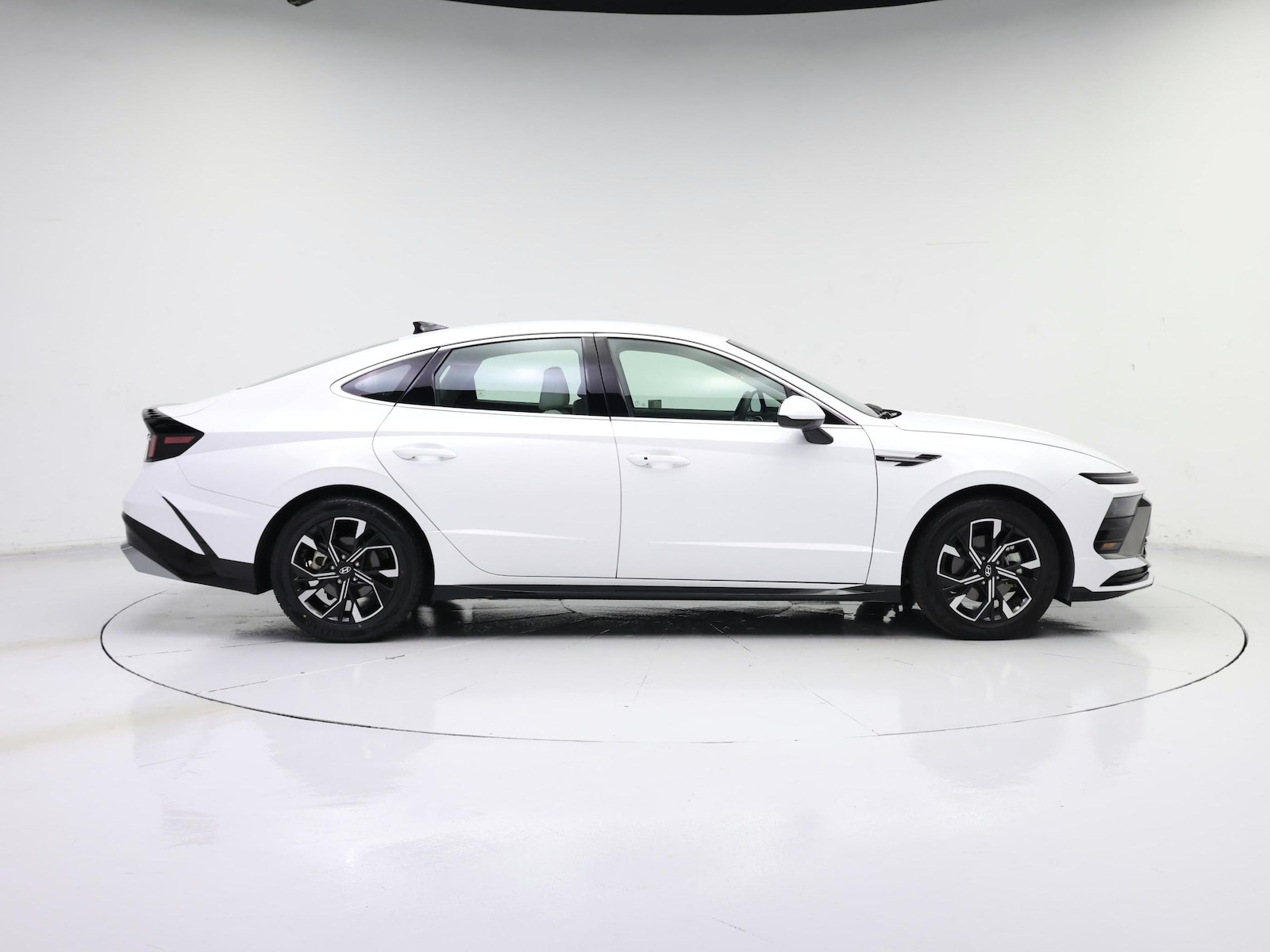 2025 Hyundai Sonata SEL - Photo 8