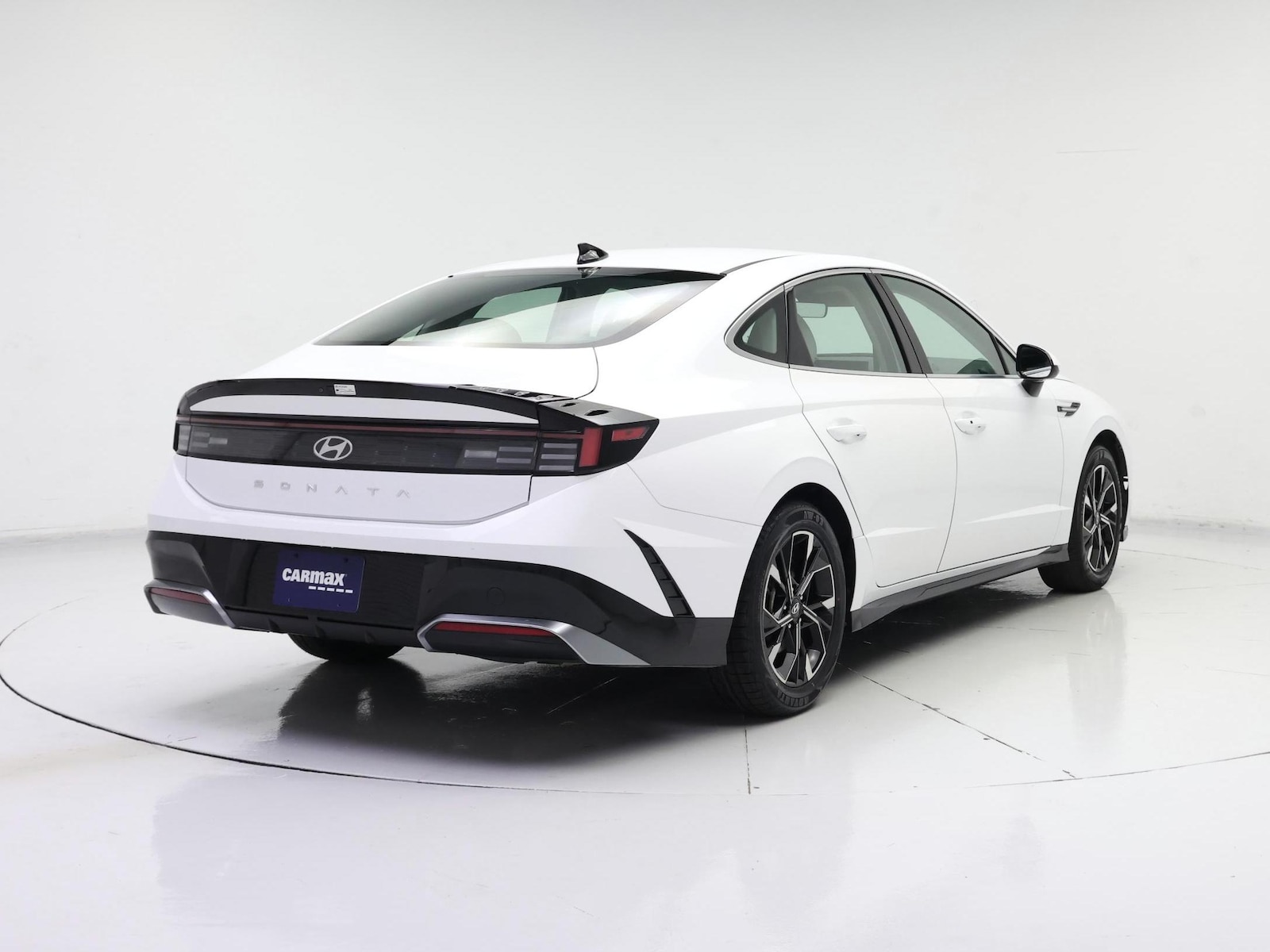 2025 Hyundai Sonata SEL - Photo 9