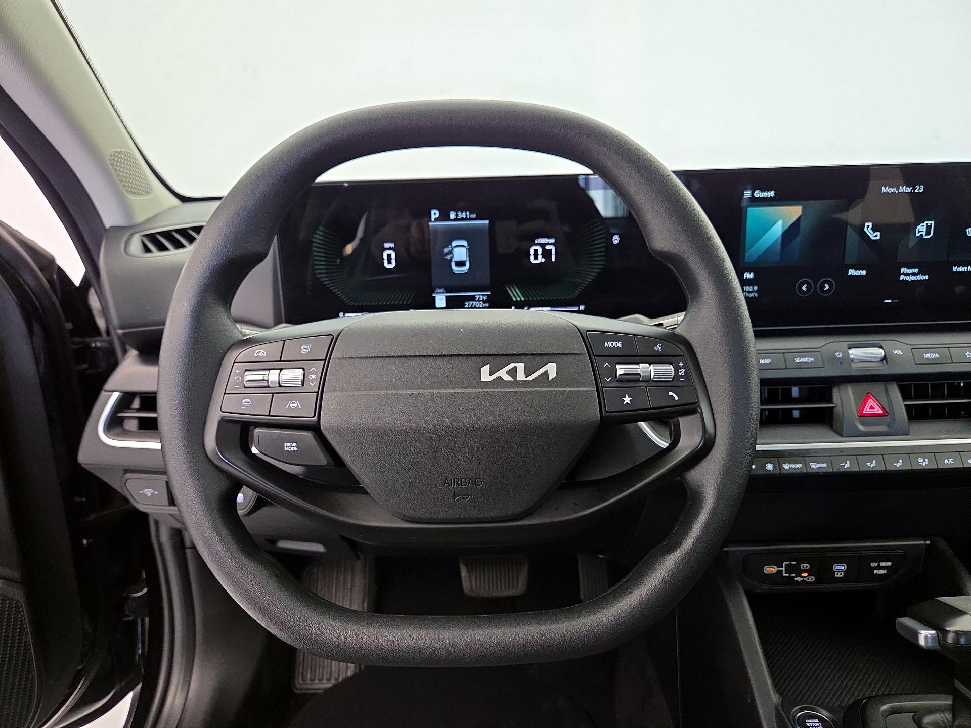 Thumbnail: 2025 Kia K4 - 10