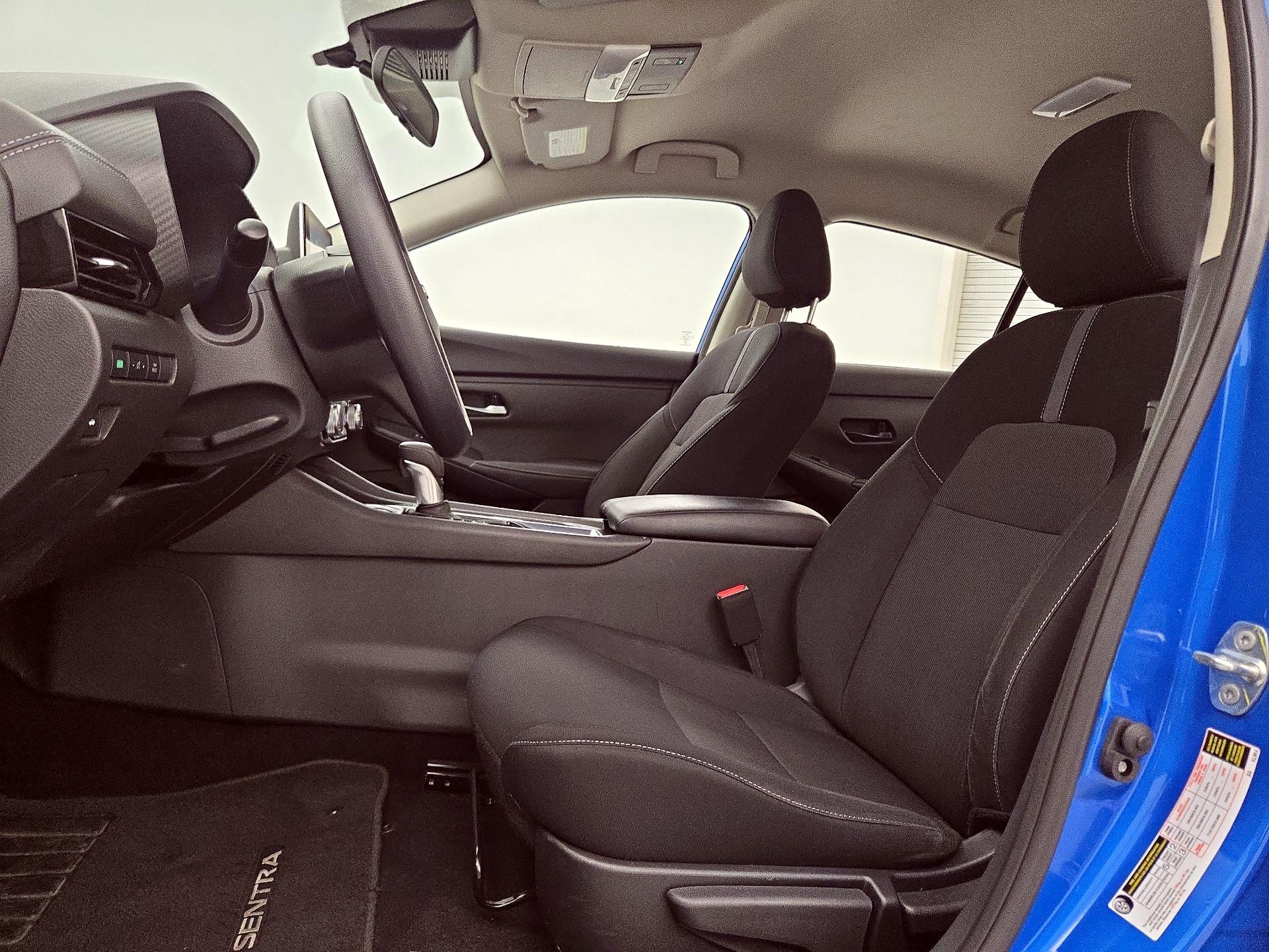 Thumbnail: 2025 Nissan Sentra - 11