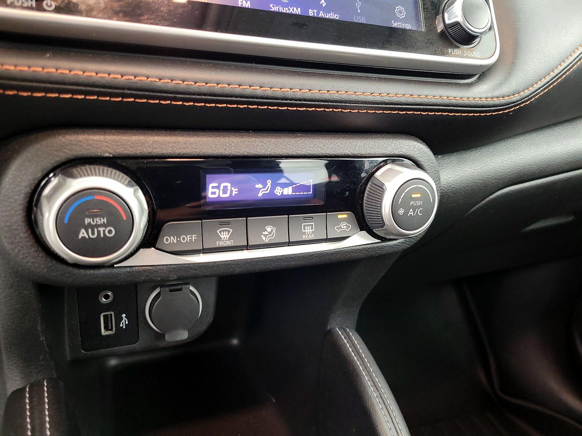 Thumbnail: 2020 Nissan Kicks - 15