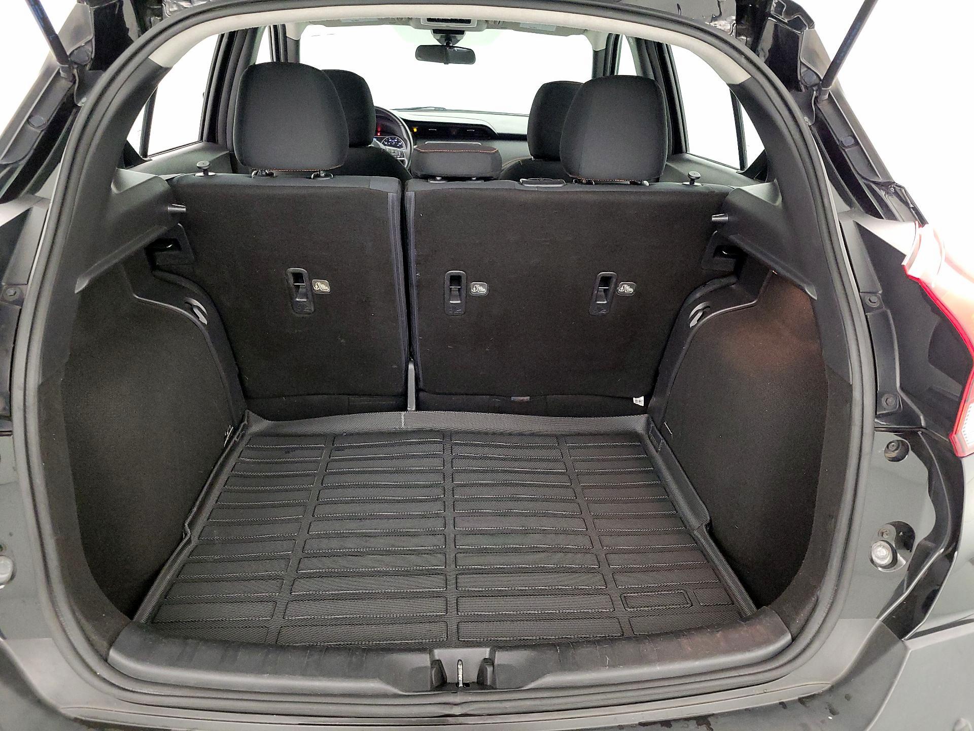 Thumbnail: 2020 Nissan Kicks - 19