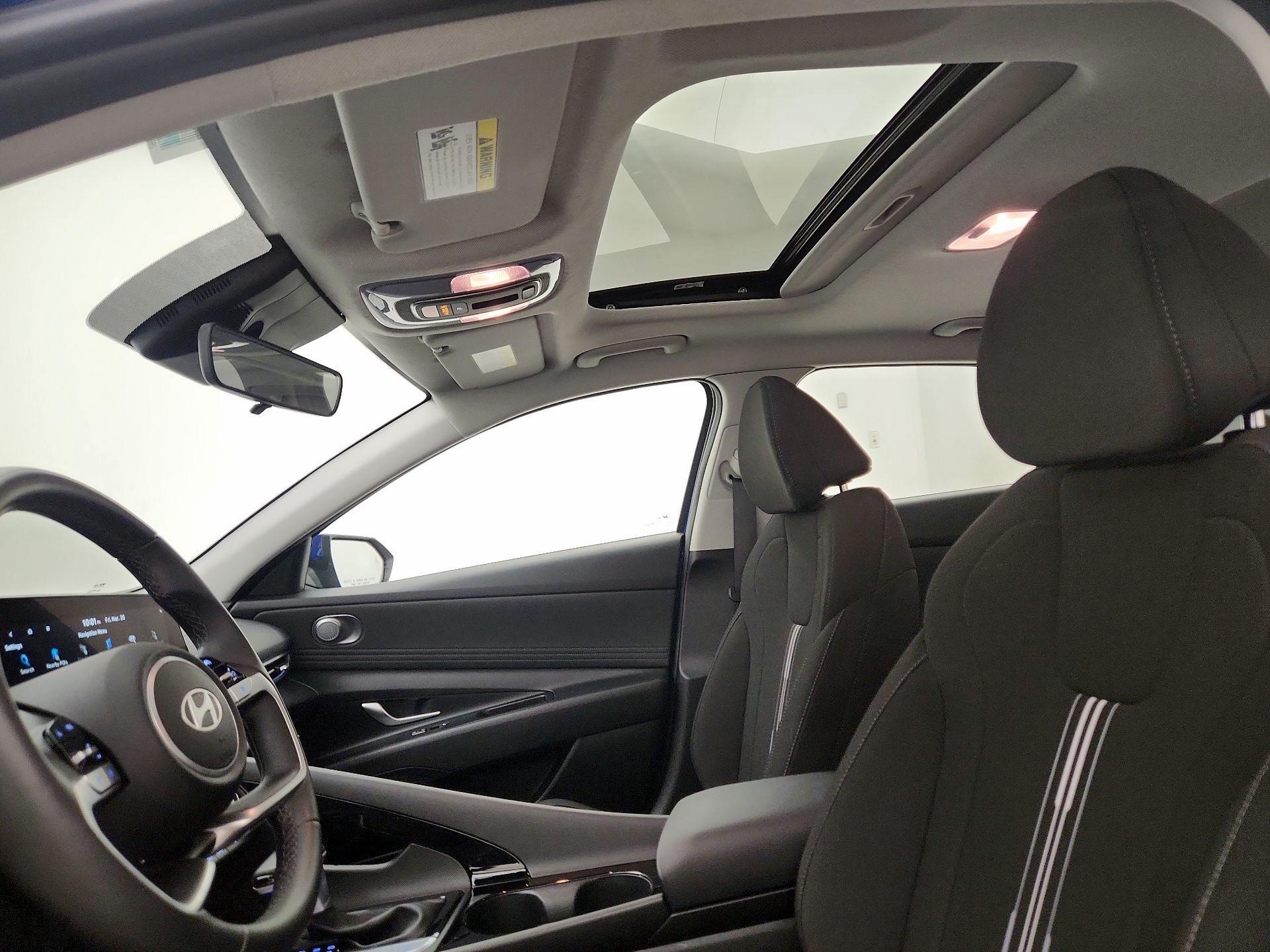 Thumbnail: 2025 Hyundai Elantra - 19