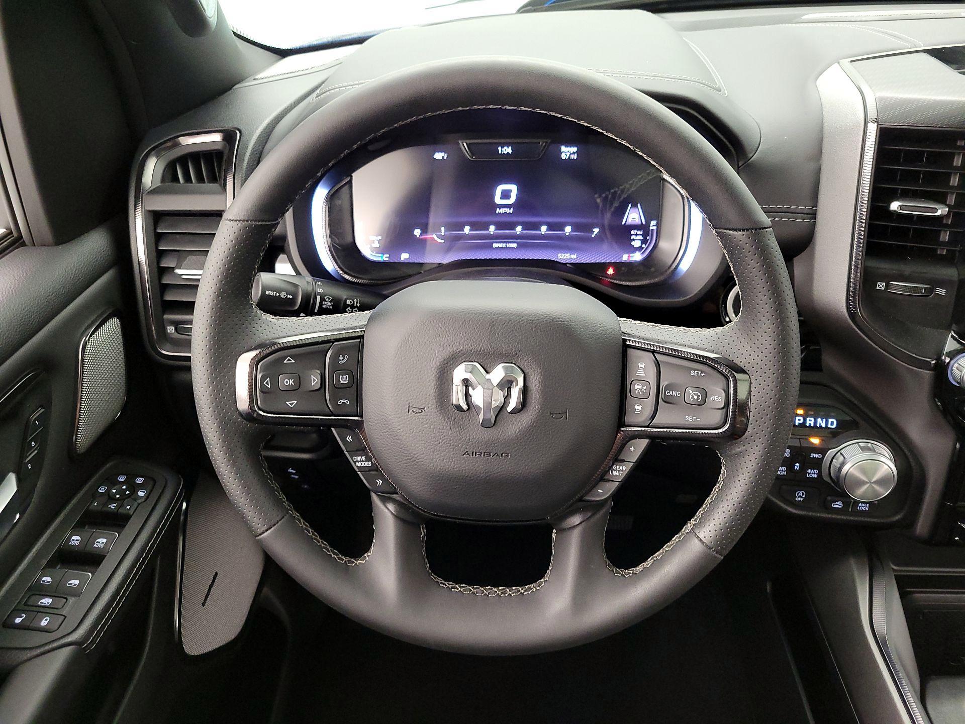 Thumbnail: 2025 RAM 1500 - 10