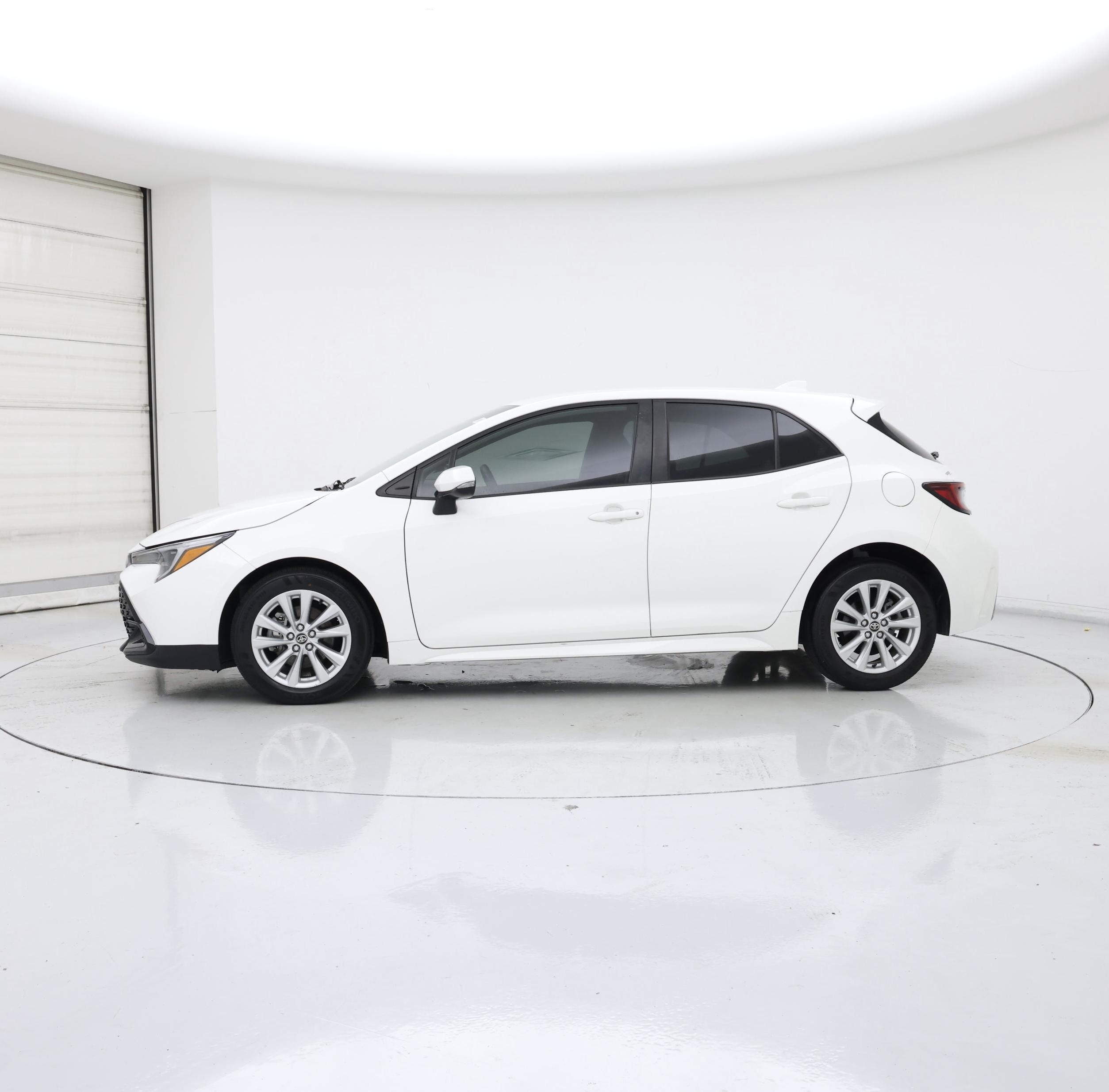 Thumbnail: 2023 Toyota Corolla - 3