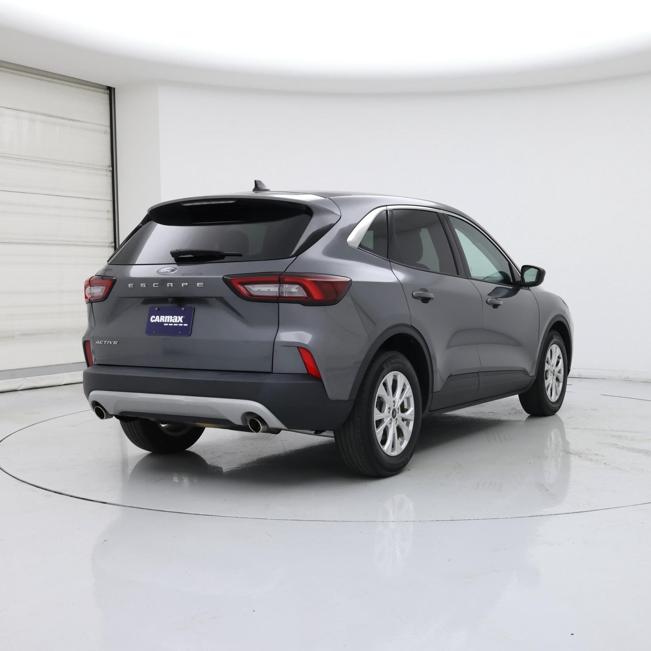 Thumbnail: 2023 Ford Escape - 8
